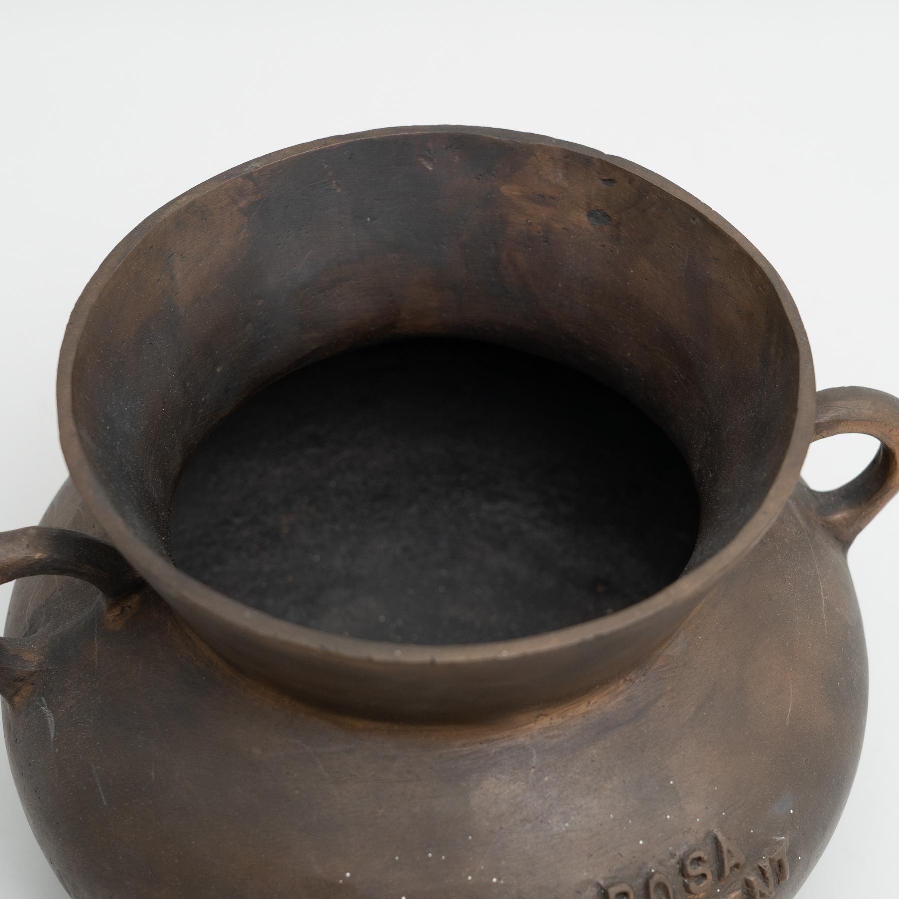Traditional Spanish Vintage Bronze Pot, circa 1985 For Sale 11