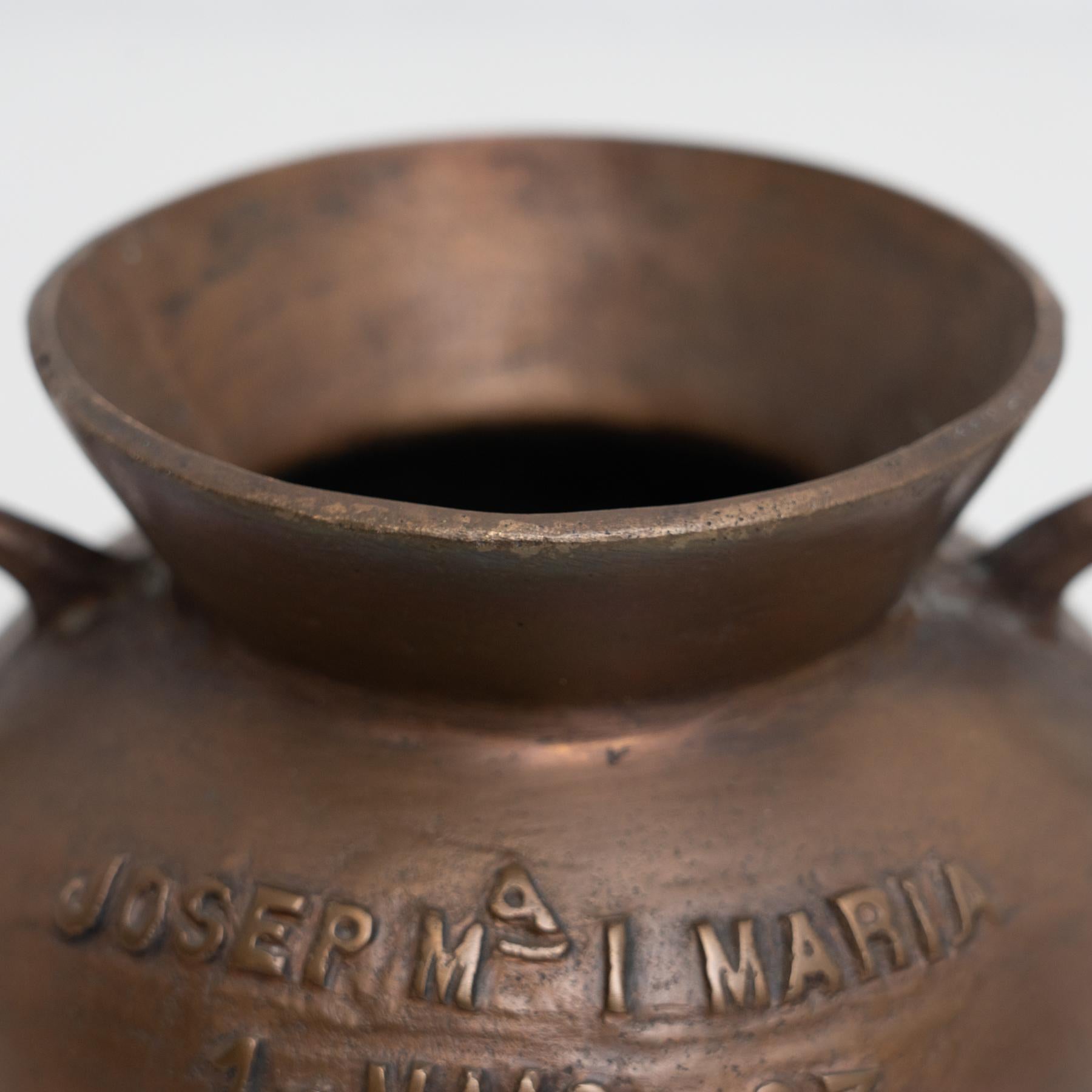 Traditional Spanish Vintage Bronze Pot, Signed and Dated, circa 1980 For Sale 2