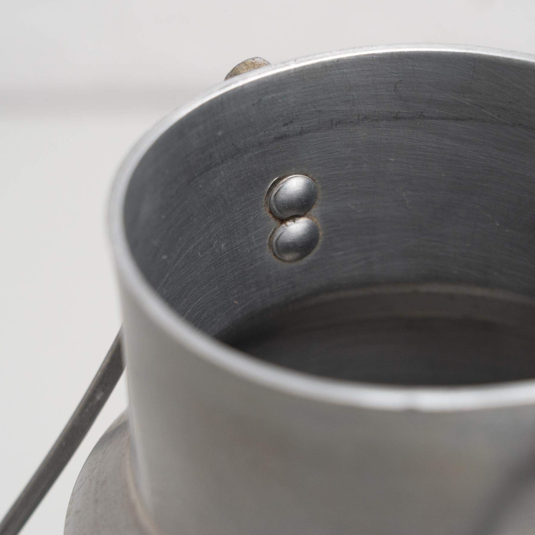 Pot à couvercle en métal traditionnel espagnol vintage, vers 1950 en vente 3