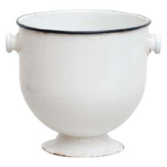 Vase traditionnel espagnol en métal vintage, circa 1950