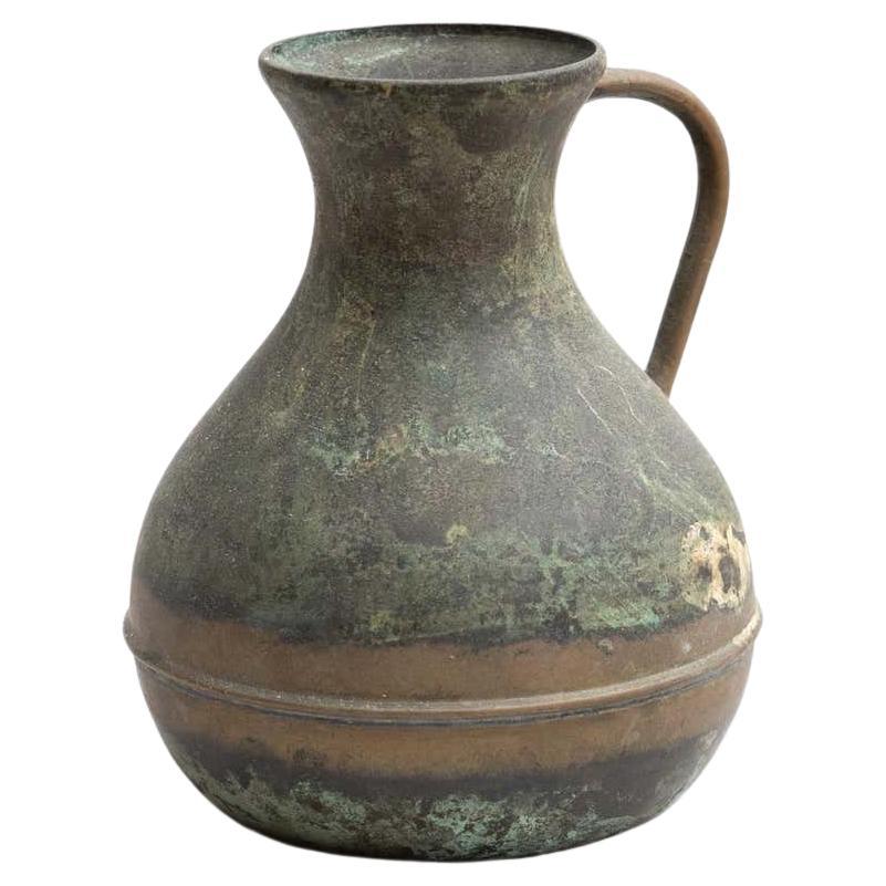 Jarrón de metal tradicional español vintage, circa 1950