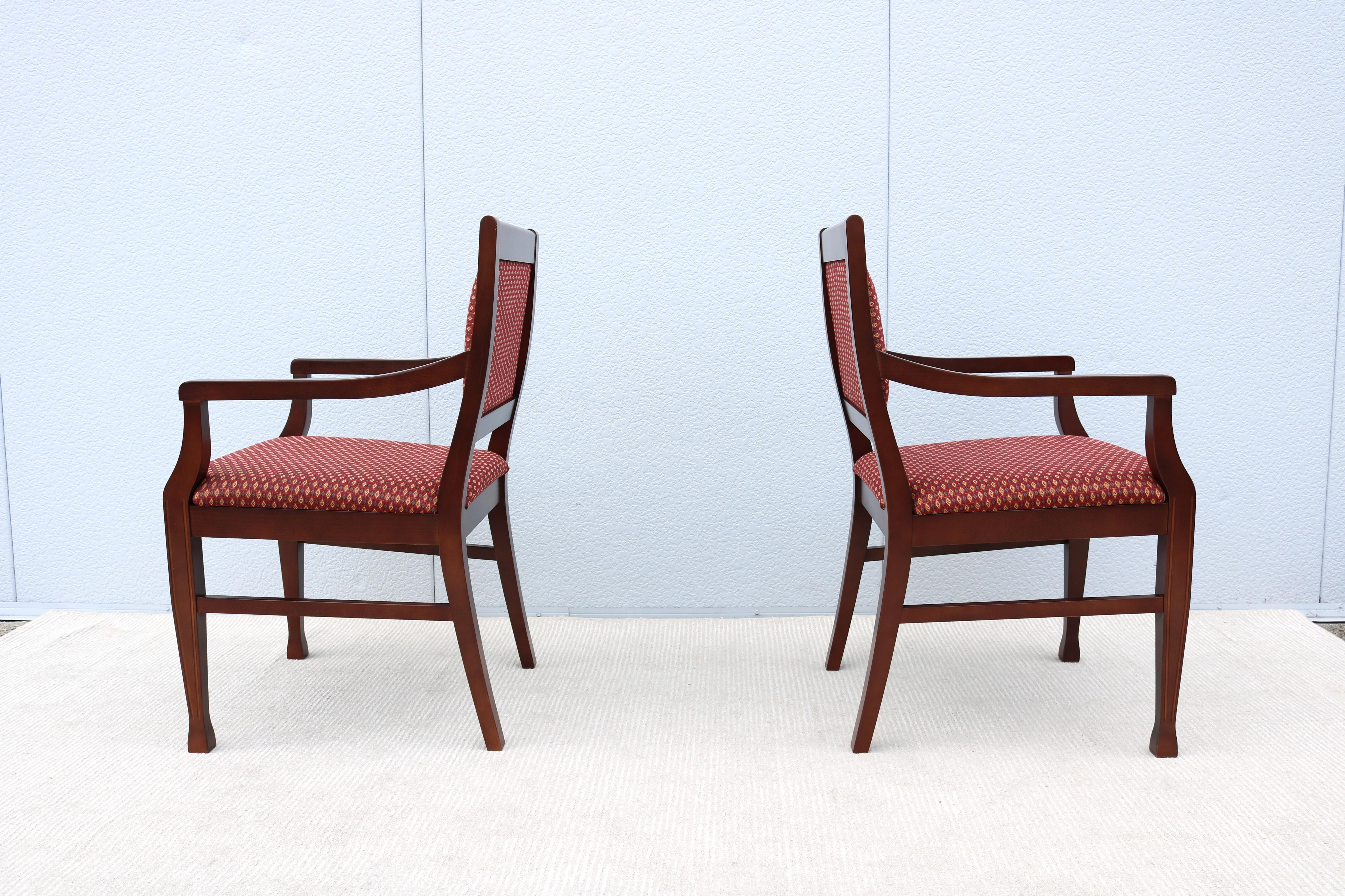 Traditionelle Steelcase Topaz Gast- oder Esszimmerstühle aus europäischem Buchenholz, ein Paar im Angebot 2
