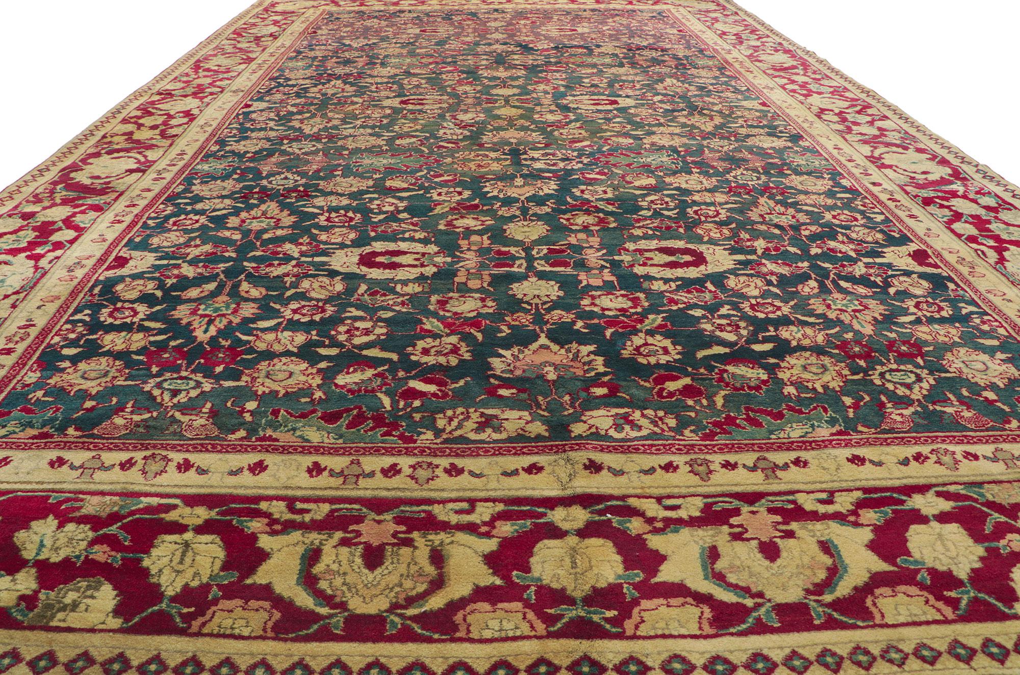 Noué à la main Tapis d'Inde antique Agra de style traditionnel en vente