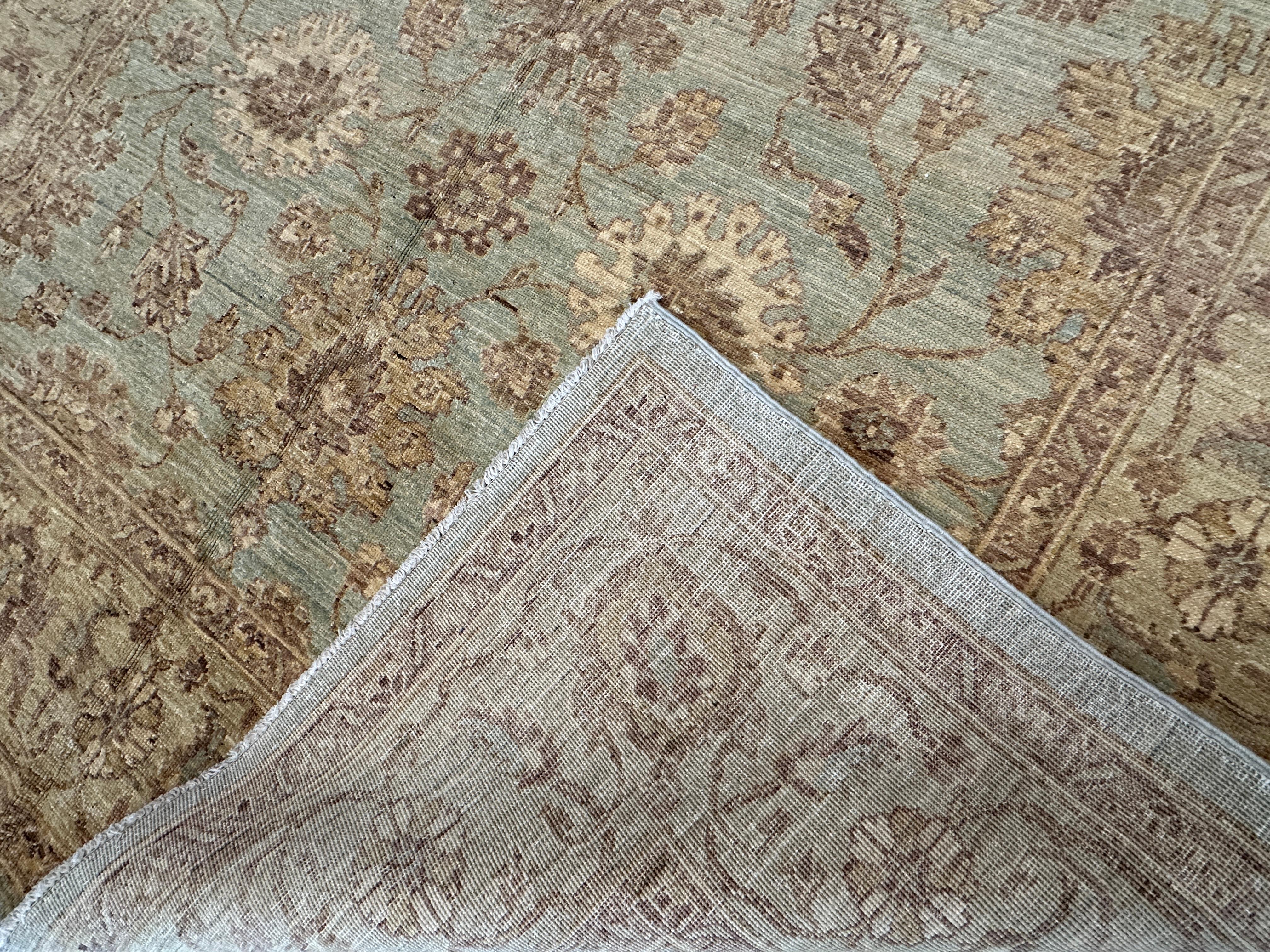 Traditional Style Area Rug in Green and Gold with a Floral Pattern 6x9 For Sale 1