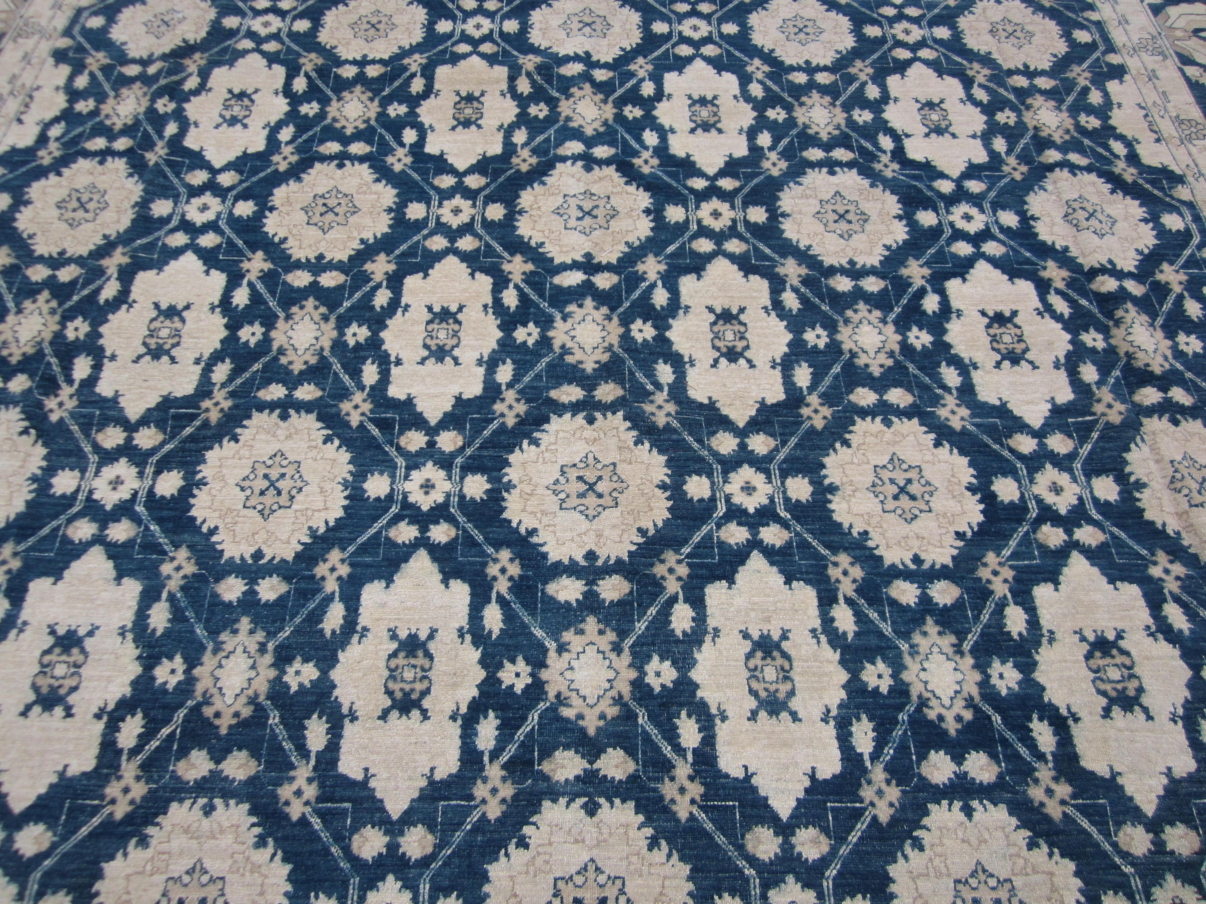 Pakistani Traditional Style Rug in Blue and Beige For Sale