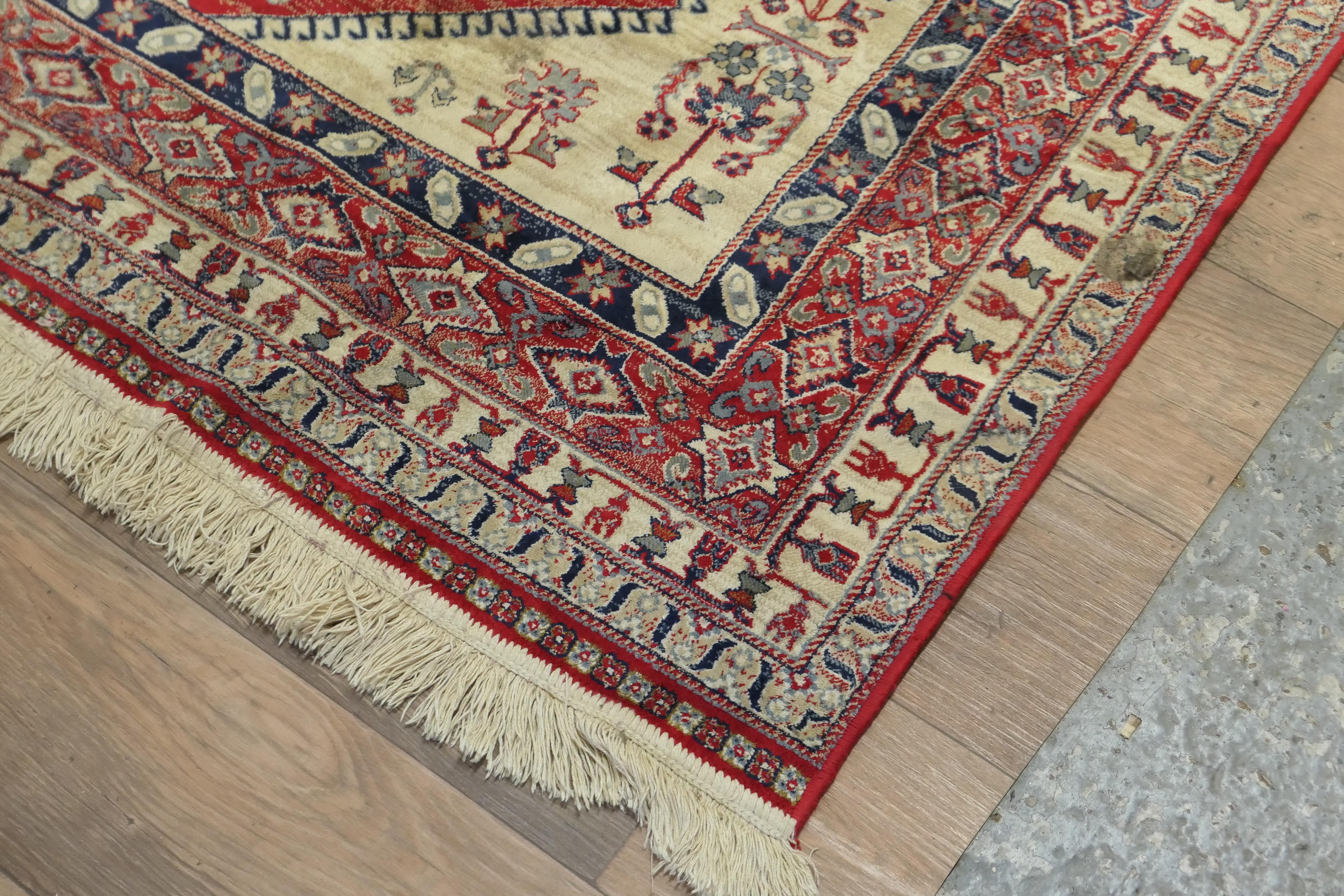 Traditioneller türkischer Teppich aus Seide und Wolle mit Lebensbaum, sehr weich und luxuriös im Angebot 2