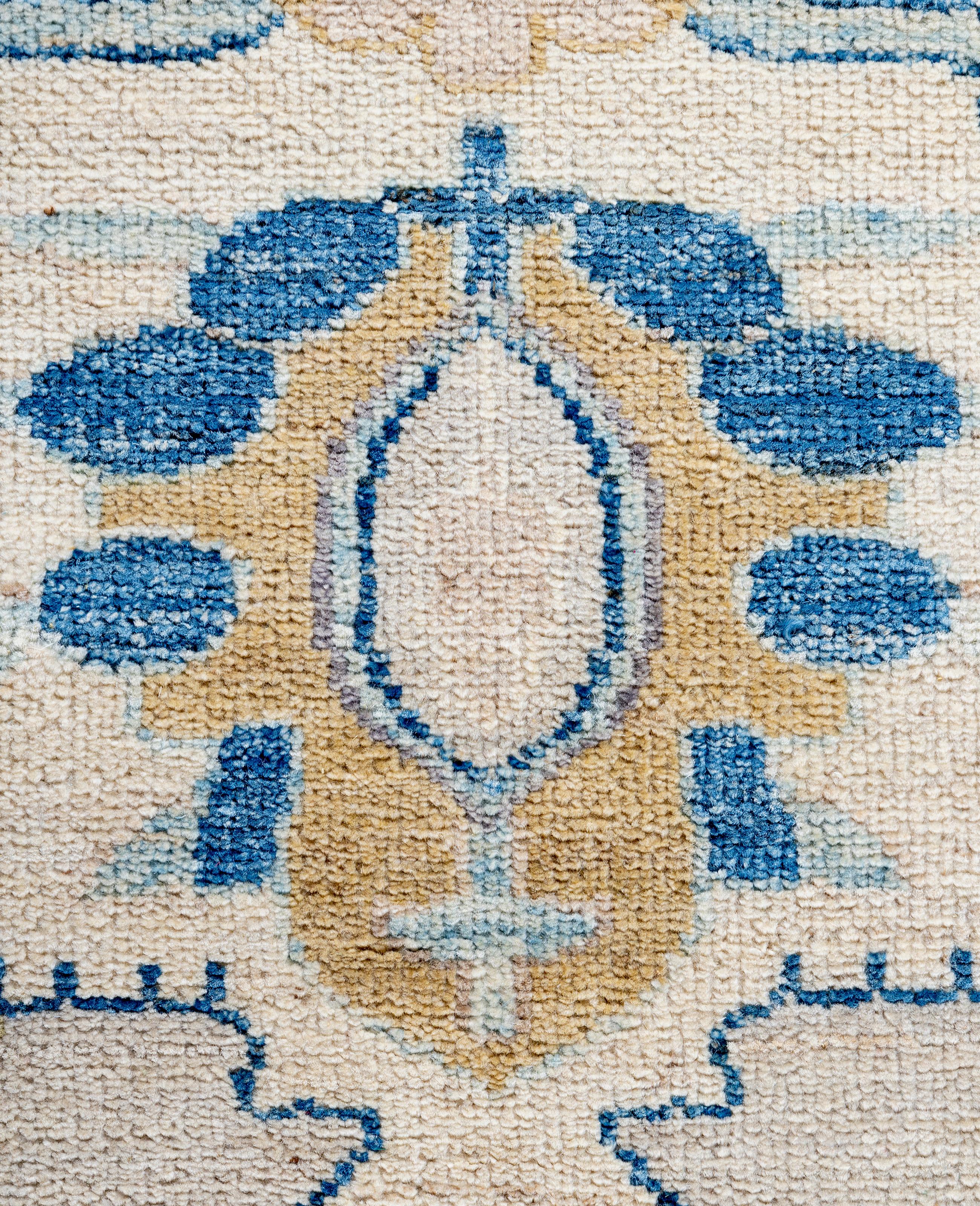 Traditioneller handgeknüpfter Oushak-Wollteppich in Hellgrau, Stammeskunst, 8' 3