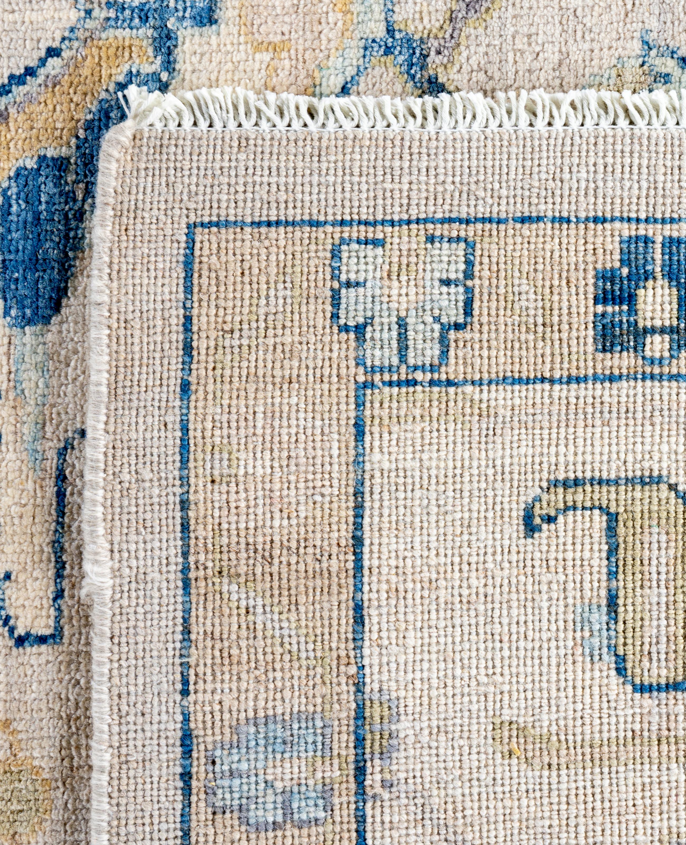 Traditioneller handgeknüpfter Oushak-Wollteppich in Hellgrau, Stammeskunst, 8' 3