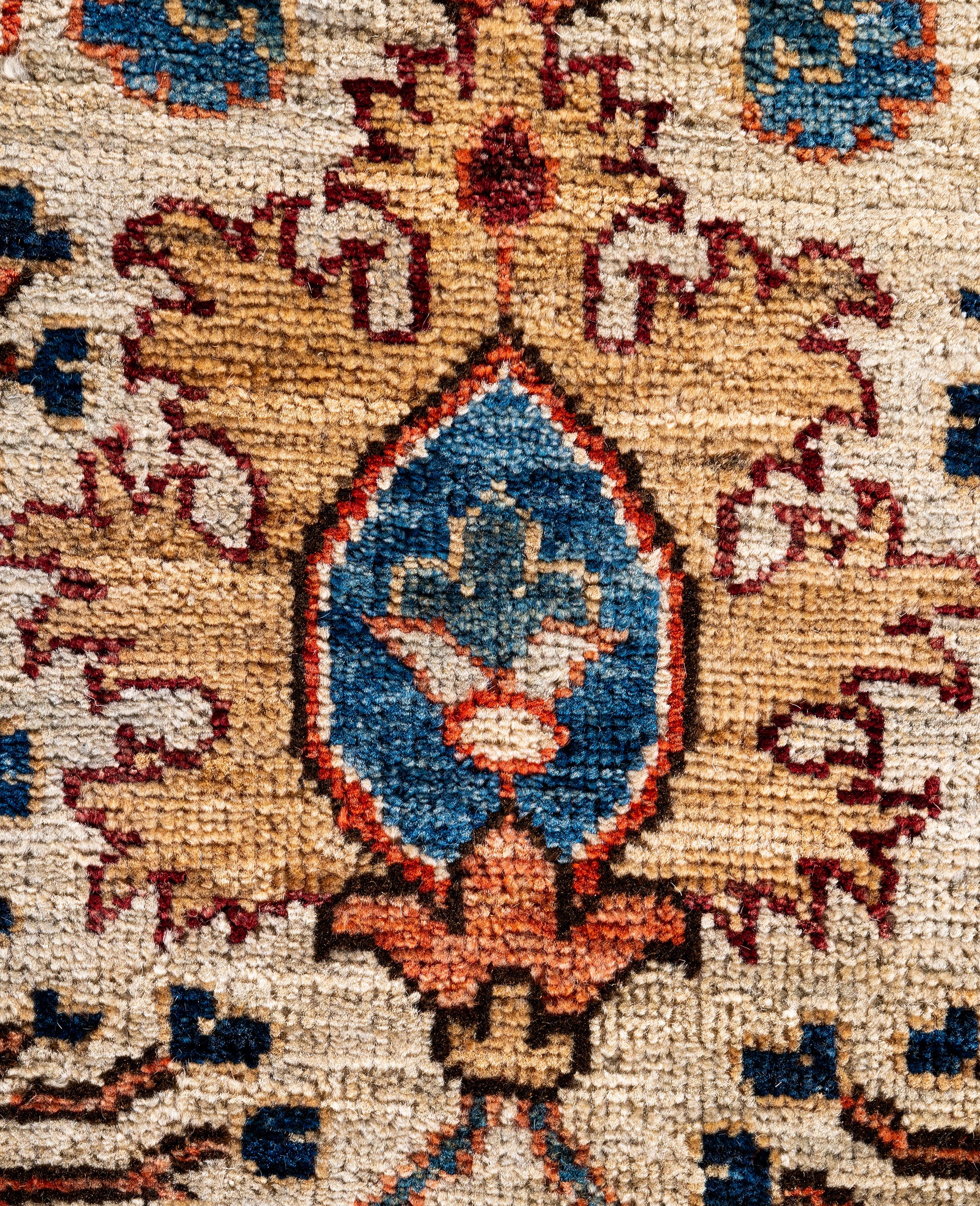 Alfombra Tribal Tradicional Serapi de Lana Anudada a Mano en Marfil 8' 11