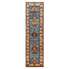 Alfombra tribal tradicional Serapi de lana anudada a mano azul claro 2' 7" x 9' 11