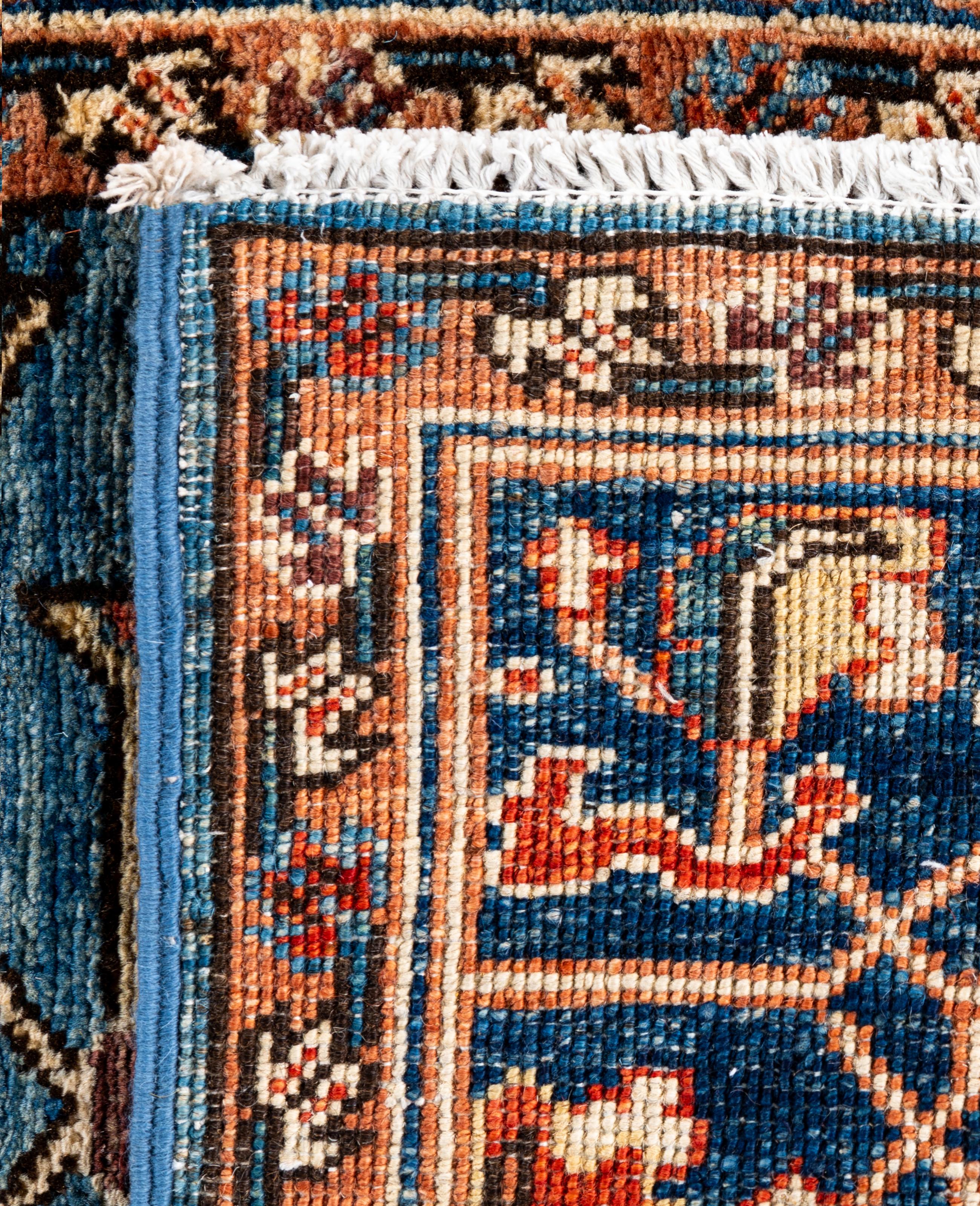 Tapis traditionnel tribal Serapi bleu clair noué à la main 2' 7