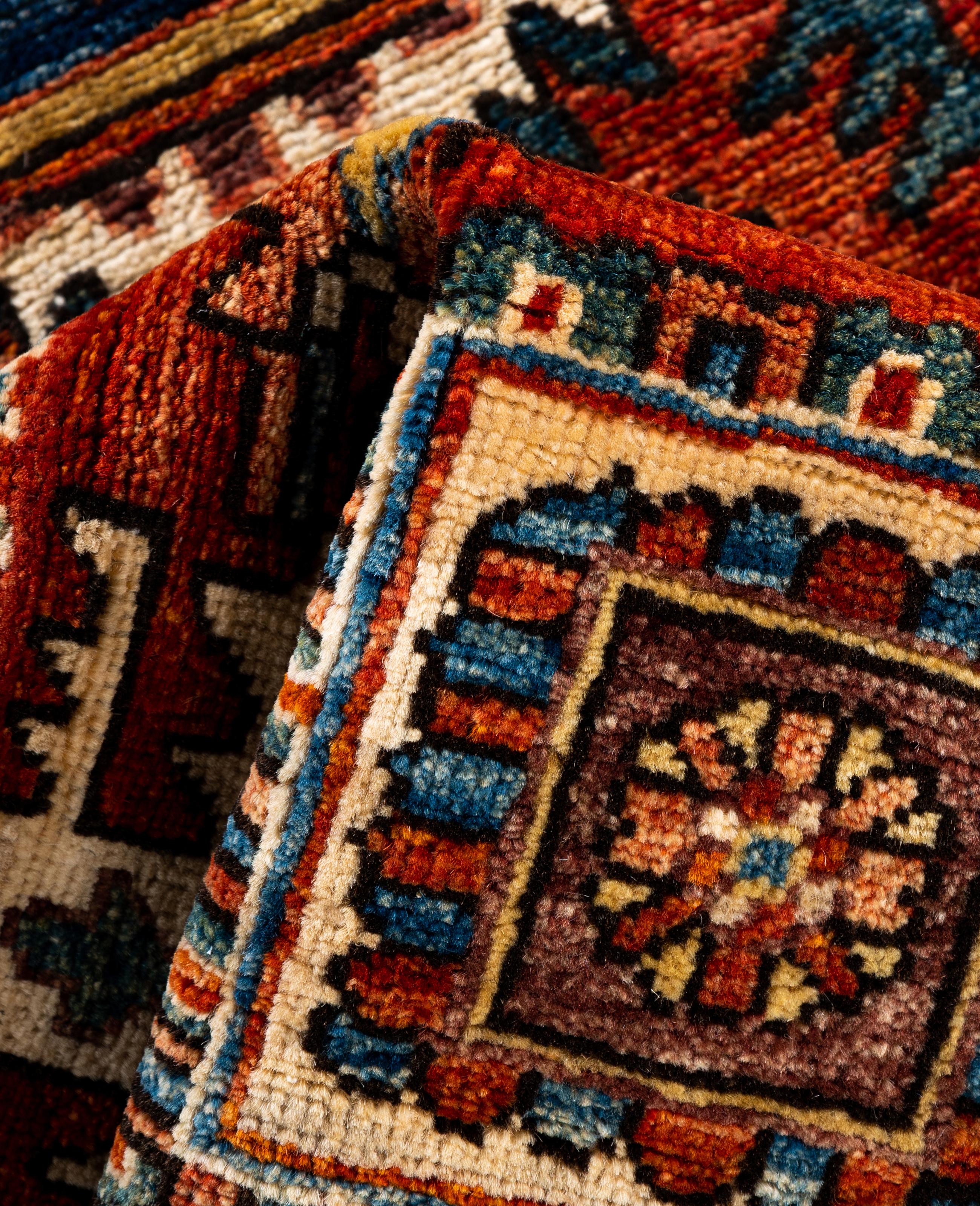 Alfombra Tribal Tradicional Serapi de Lana Anudada a Mano Roja 2' 9