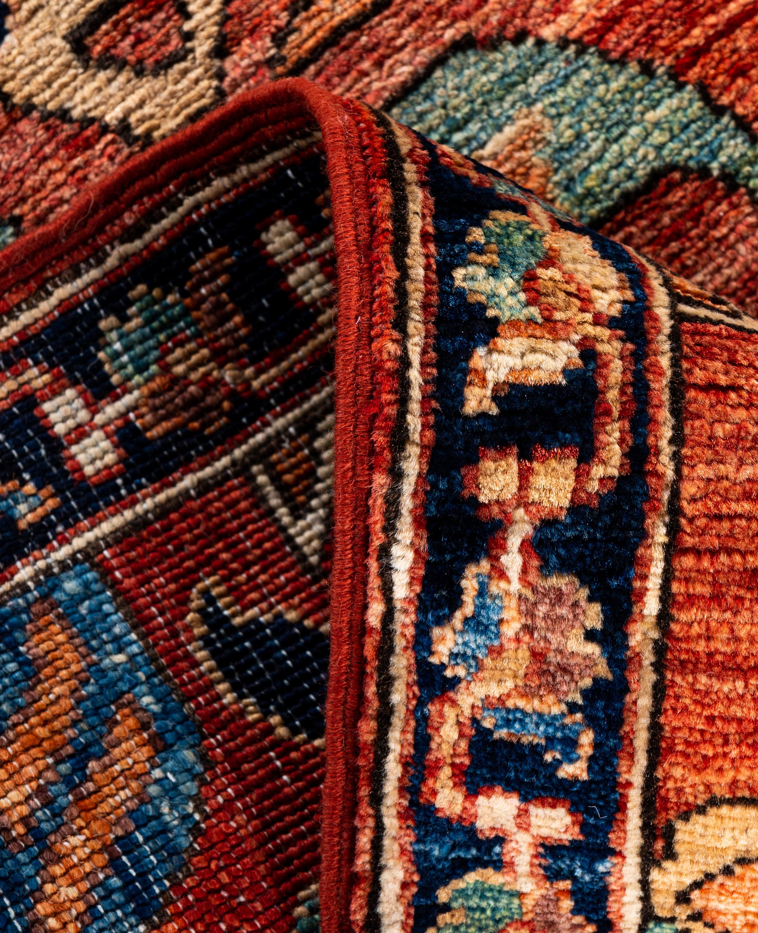 Alfombra Tribal Tradicional Serapi de Lana Anudada a Mano Roja 3' 3