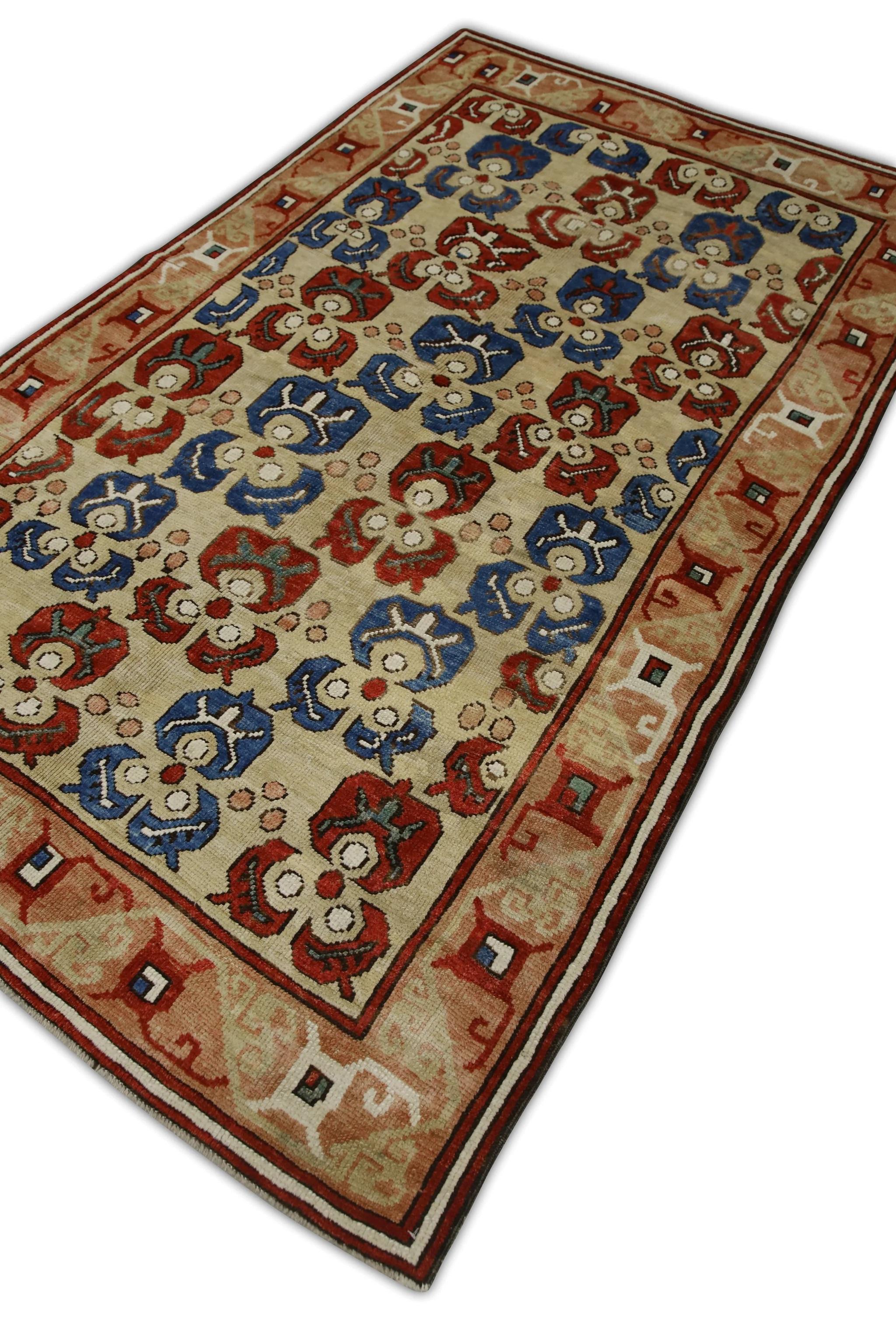 This exquisite vintage traditional finewoven Turkish Oushak rug is a stunning example of traditional craftsmanship and timeless beauty. Hand-knotted from premium wool fibers, this rug features intricate patterns and vivid colors that are all