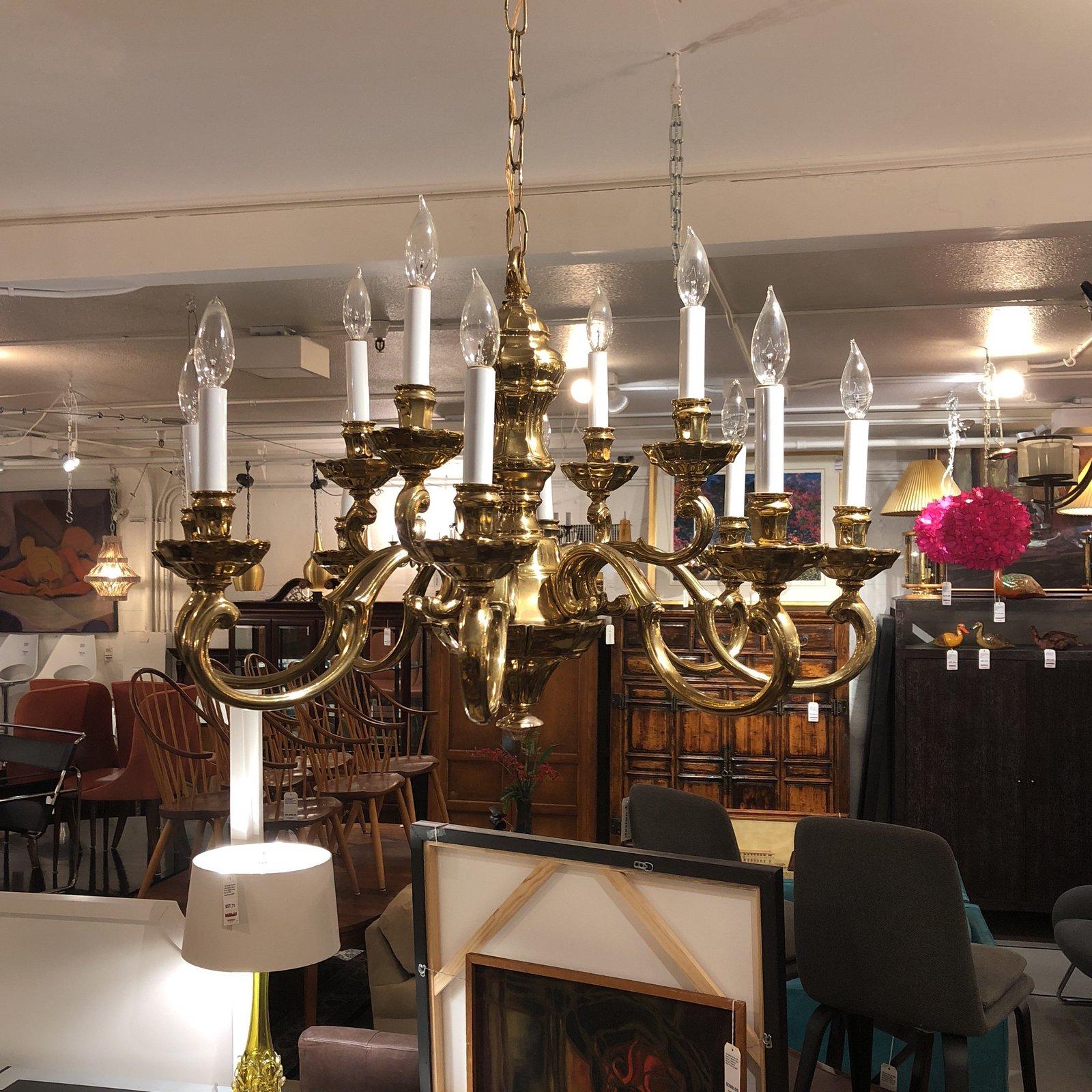 Traditional Twelve-Light Brass Chandelier For Sale 1