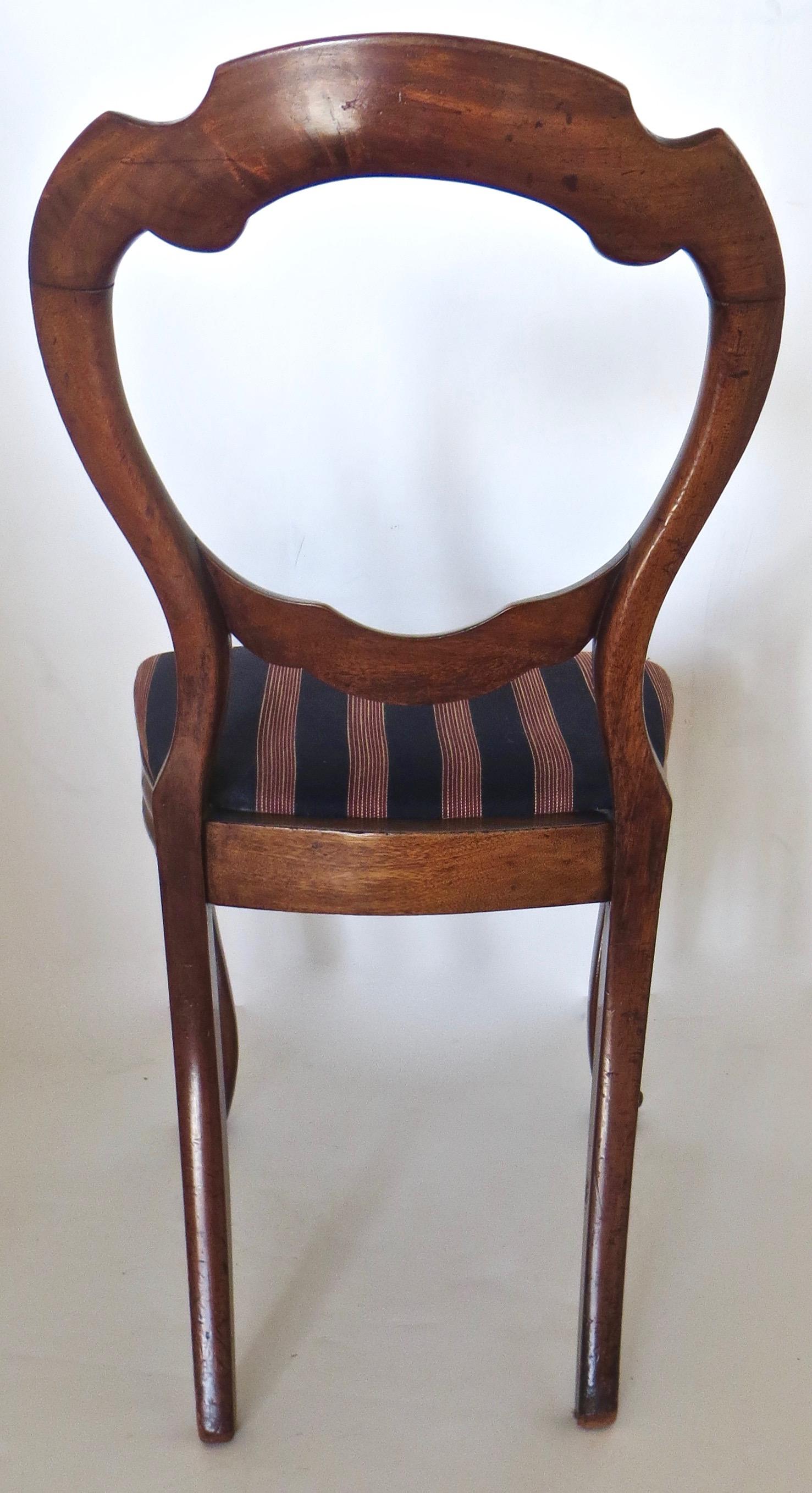 Hand-Carved Traditional Victorian Balloon Back Side Chair, English, Circa 1850 For Sale