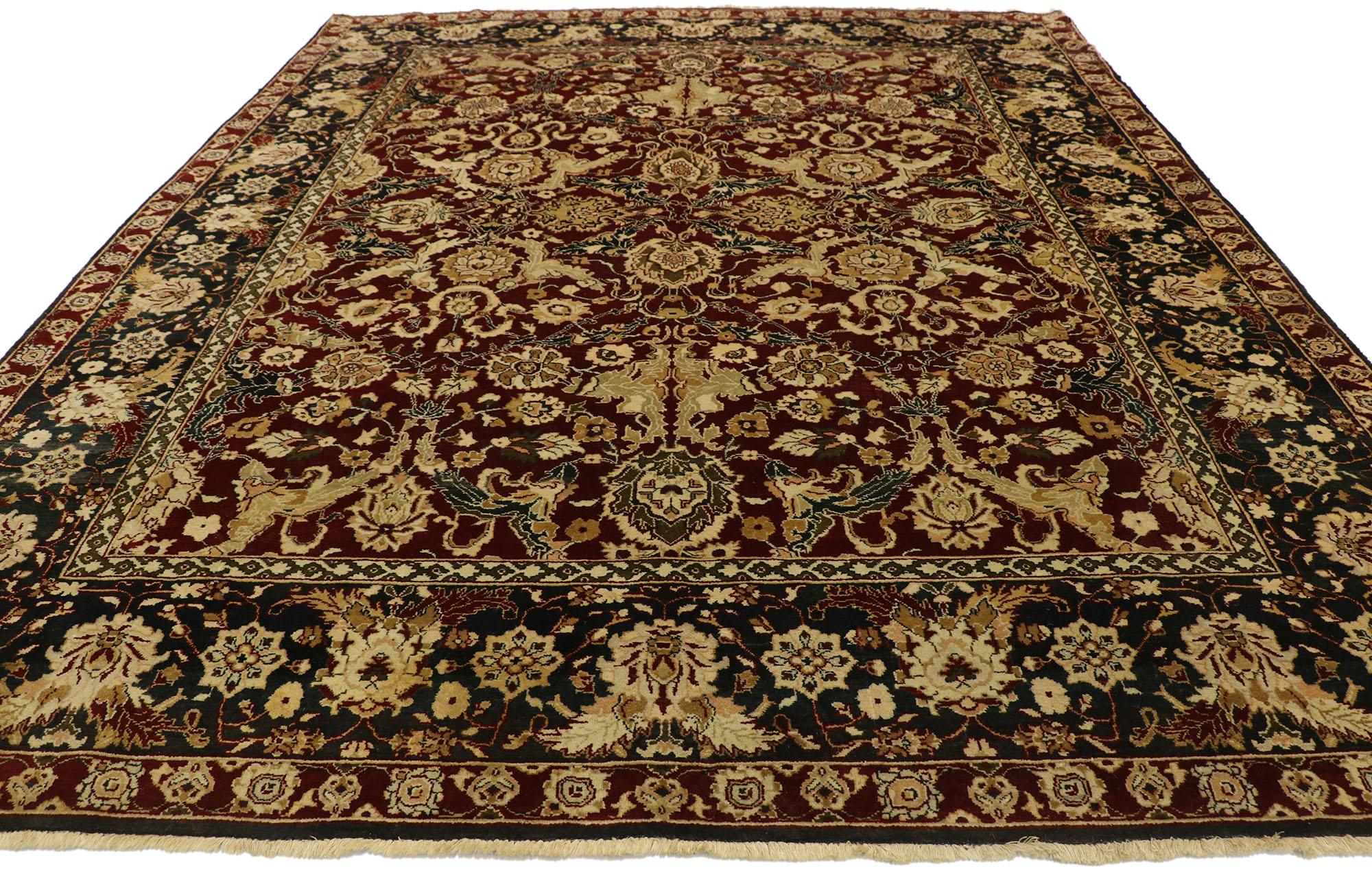 Traditional Vintage Indian Rug with Baroque Damask Style In Good Condition For Sale In Dallas, TX