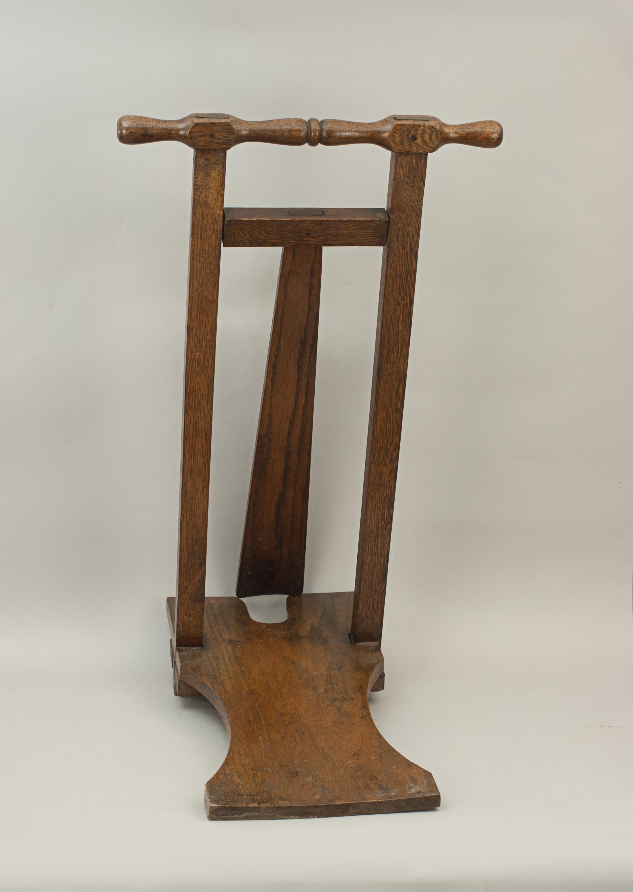 Early 20th Century Traditional Vintage Oak Boot Jack, Equestrian Boot Pull