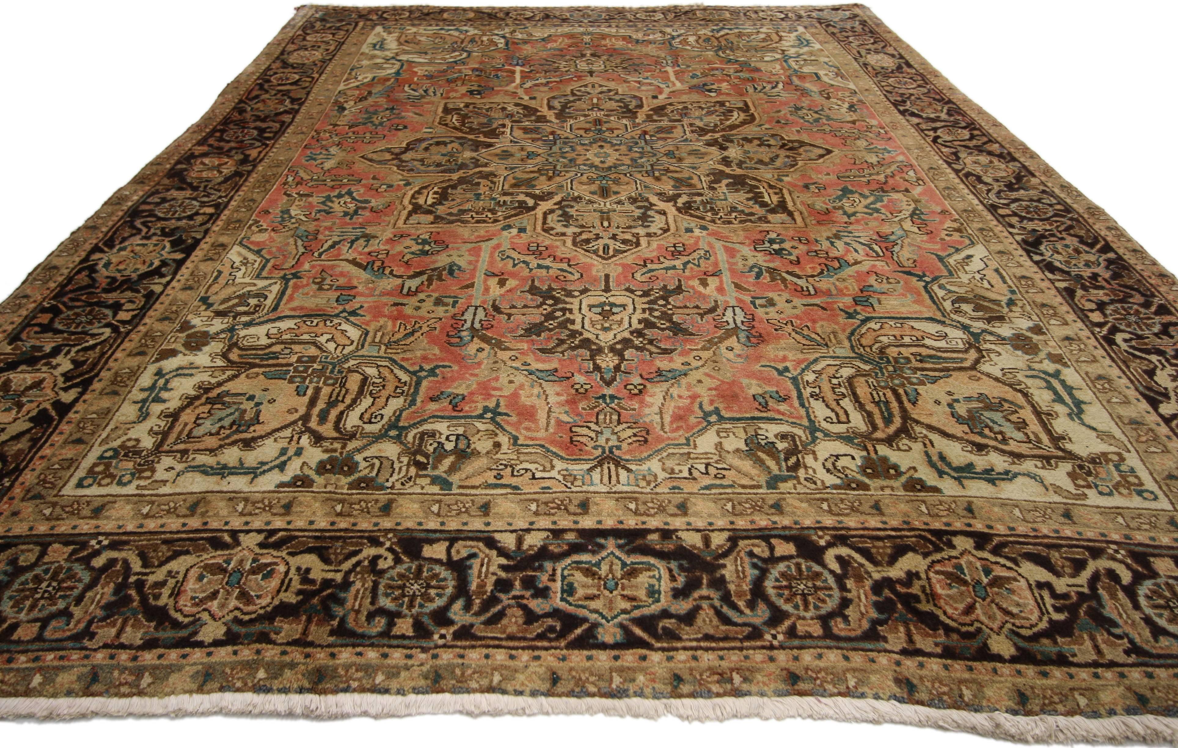 Heriz Serapi Traditional Vintage Persian Heriz Rug with Colonial Revival Style For Sale