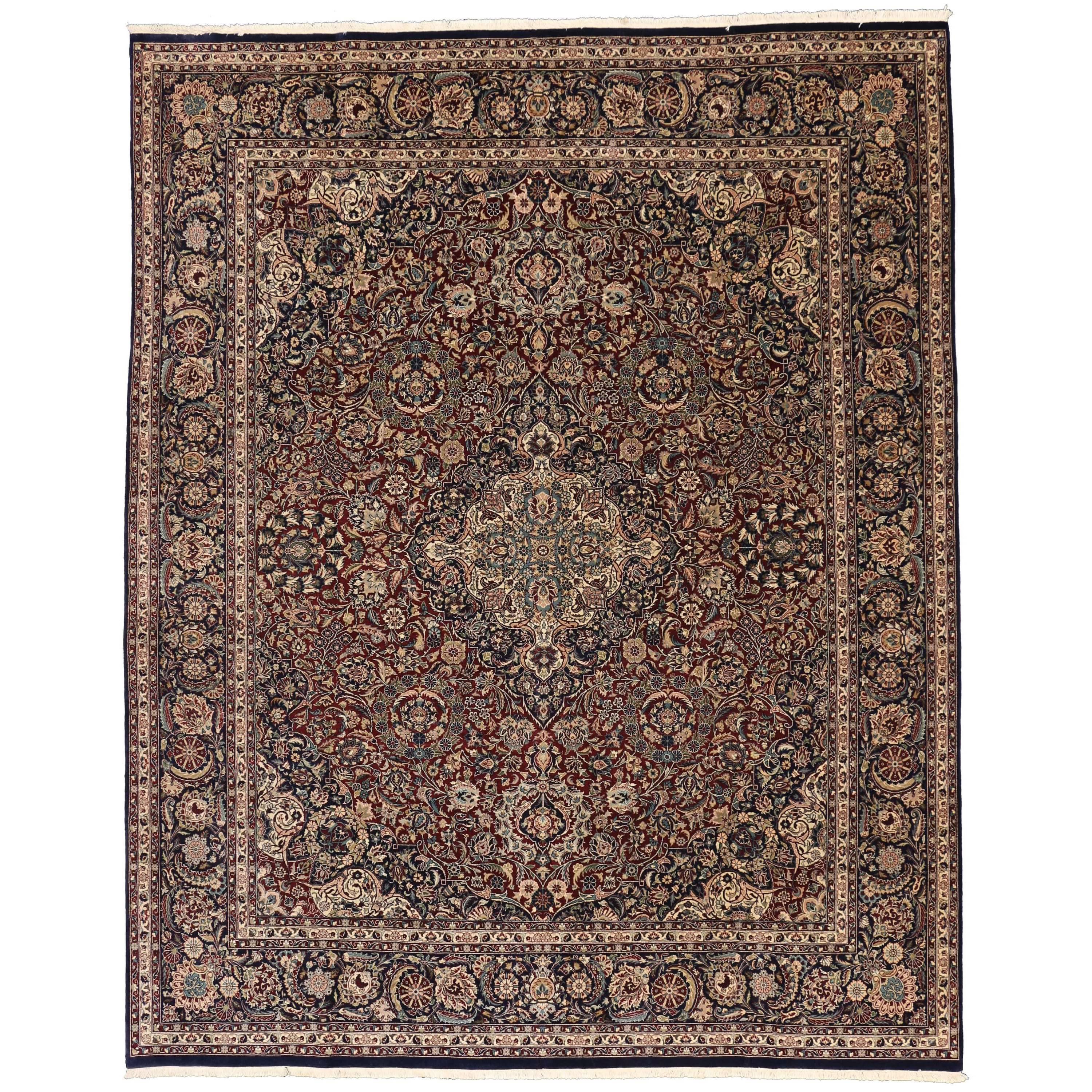 Traditional Vintage Persian Style Rug with All-Over Floral Motif