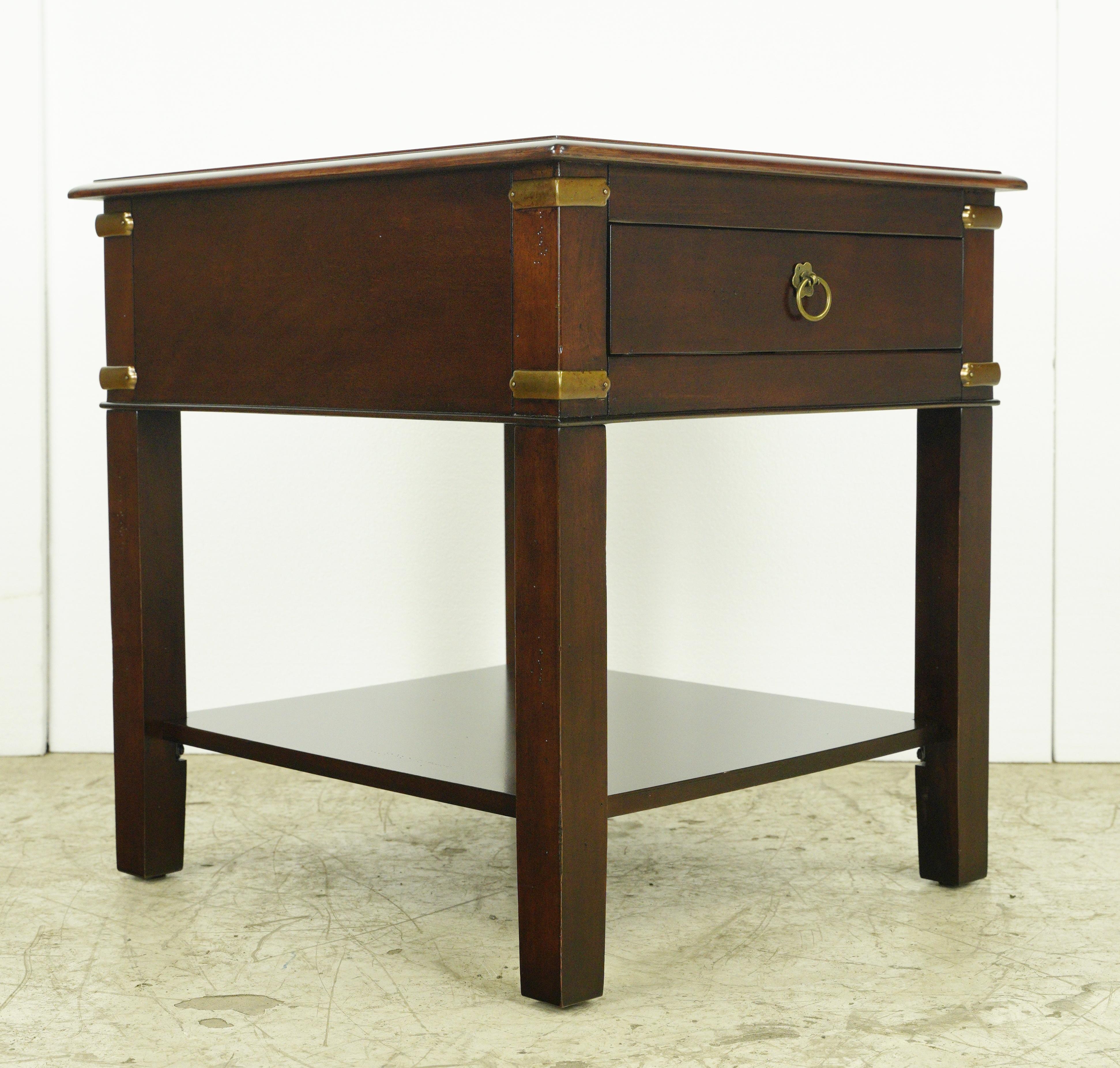 20th Century Traditional Walnut Brass Accents 1 Drawer Side End Table For Sale