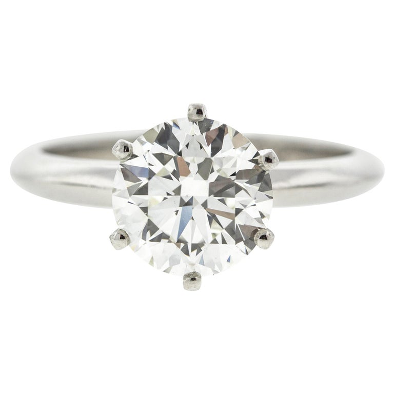 Traditional White Gold Six-Prong Diamond Solitaire Engagement Ring For Sale