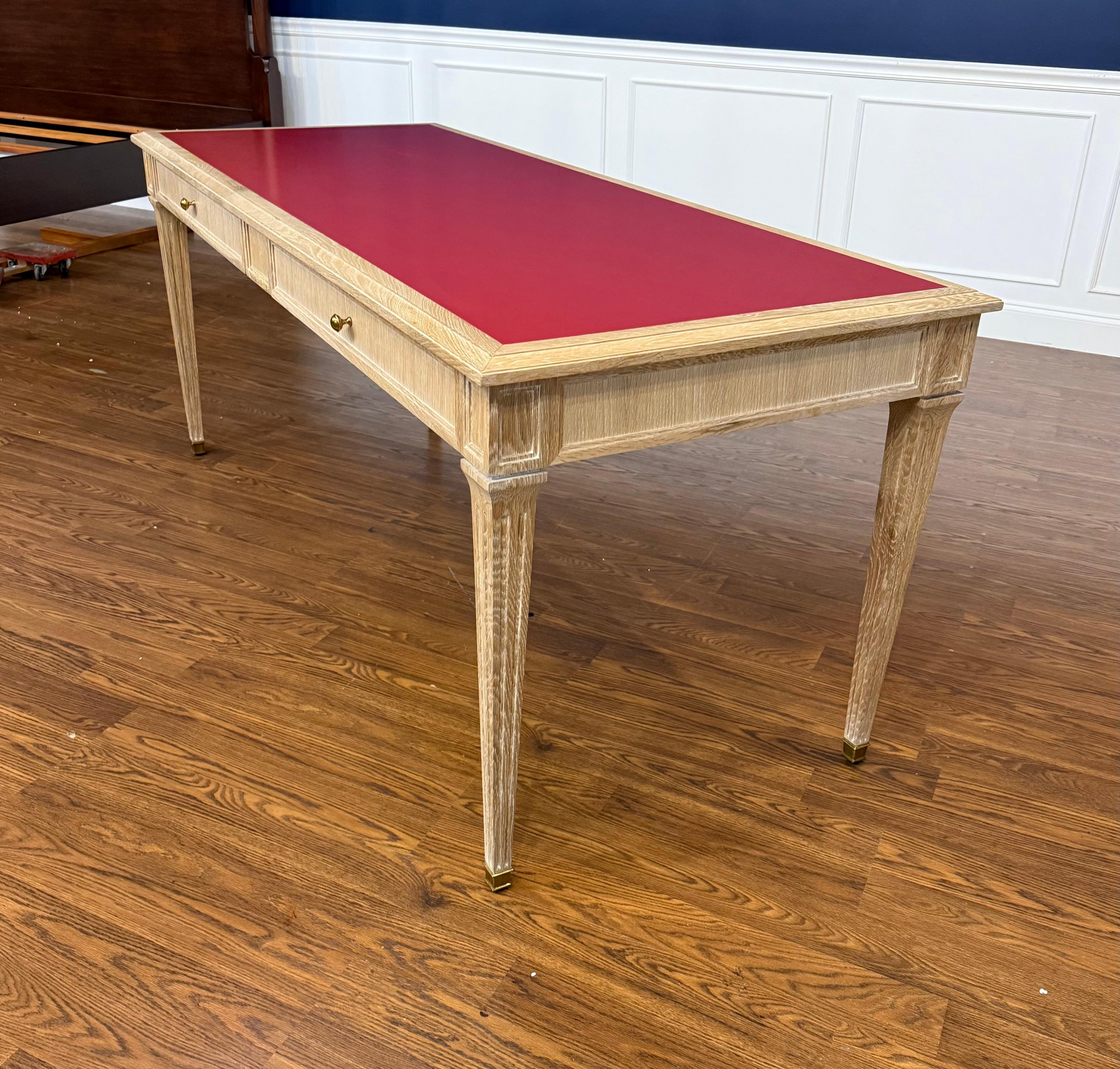 Bureau traditionnel en Oak Oak par Highland House en vente 3