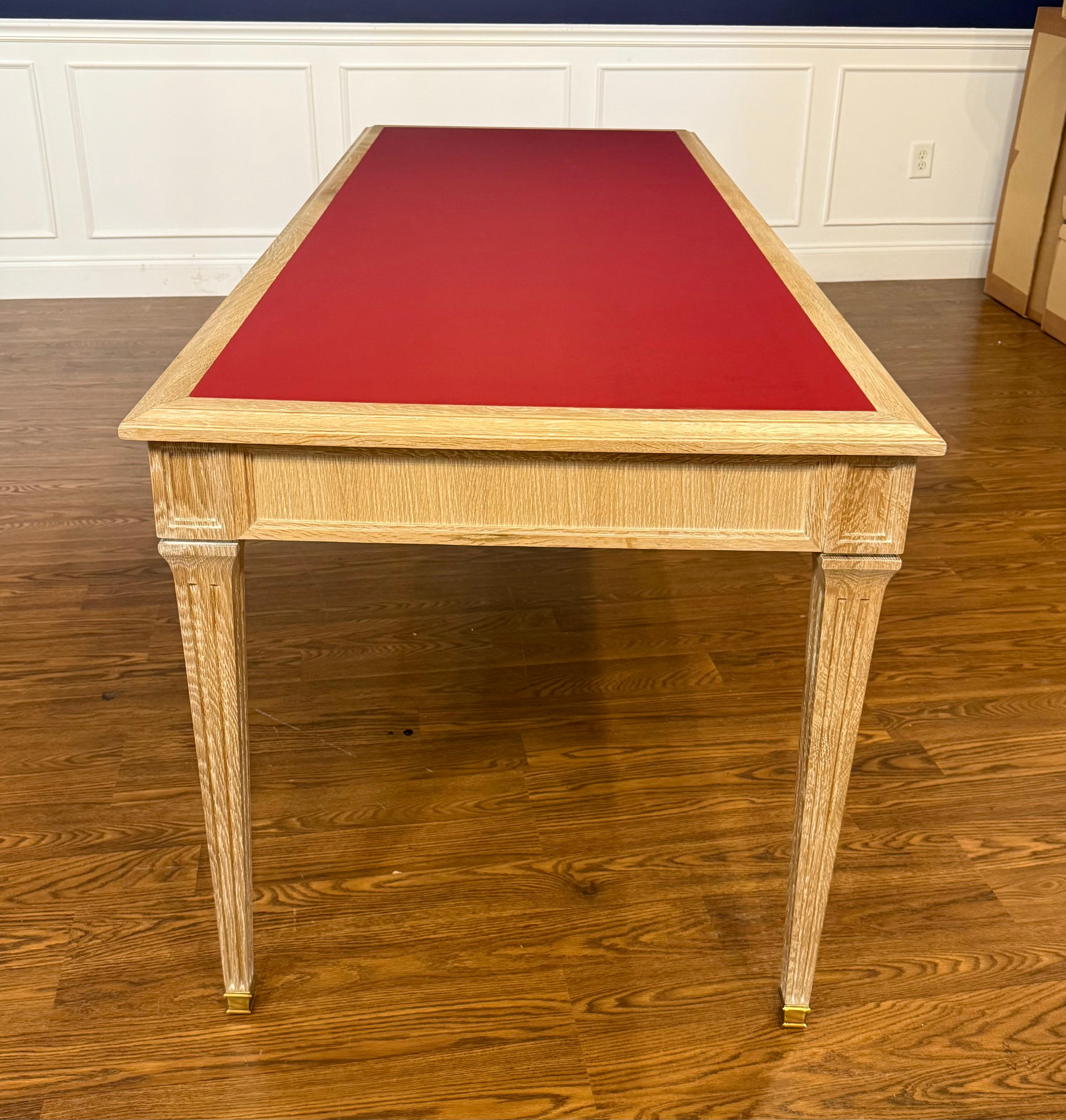 Philippin Bureau traditionnel en Oak Oak par Highland House en vente