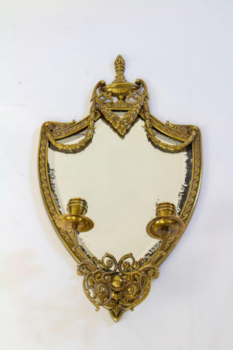 Traditional William Tonks & Sons Mirror Back Brass Girandole, a Pair For Sale 1