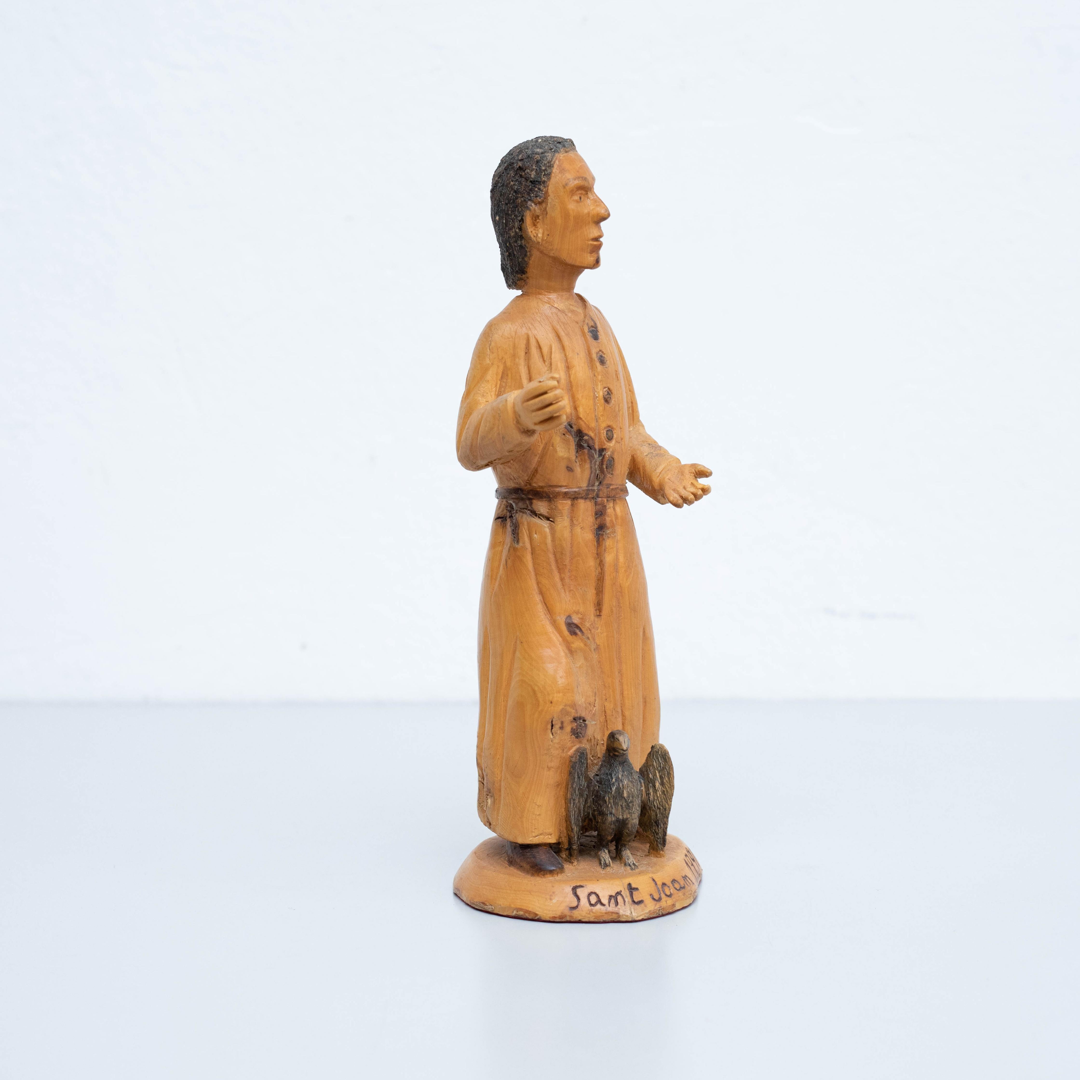 Traditionelle Holz-Skulptur der Heiligen Joan, Pastoral Art im Angebot 1
