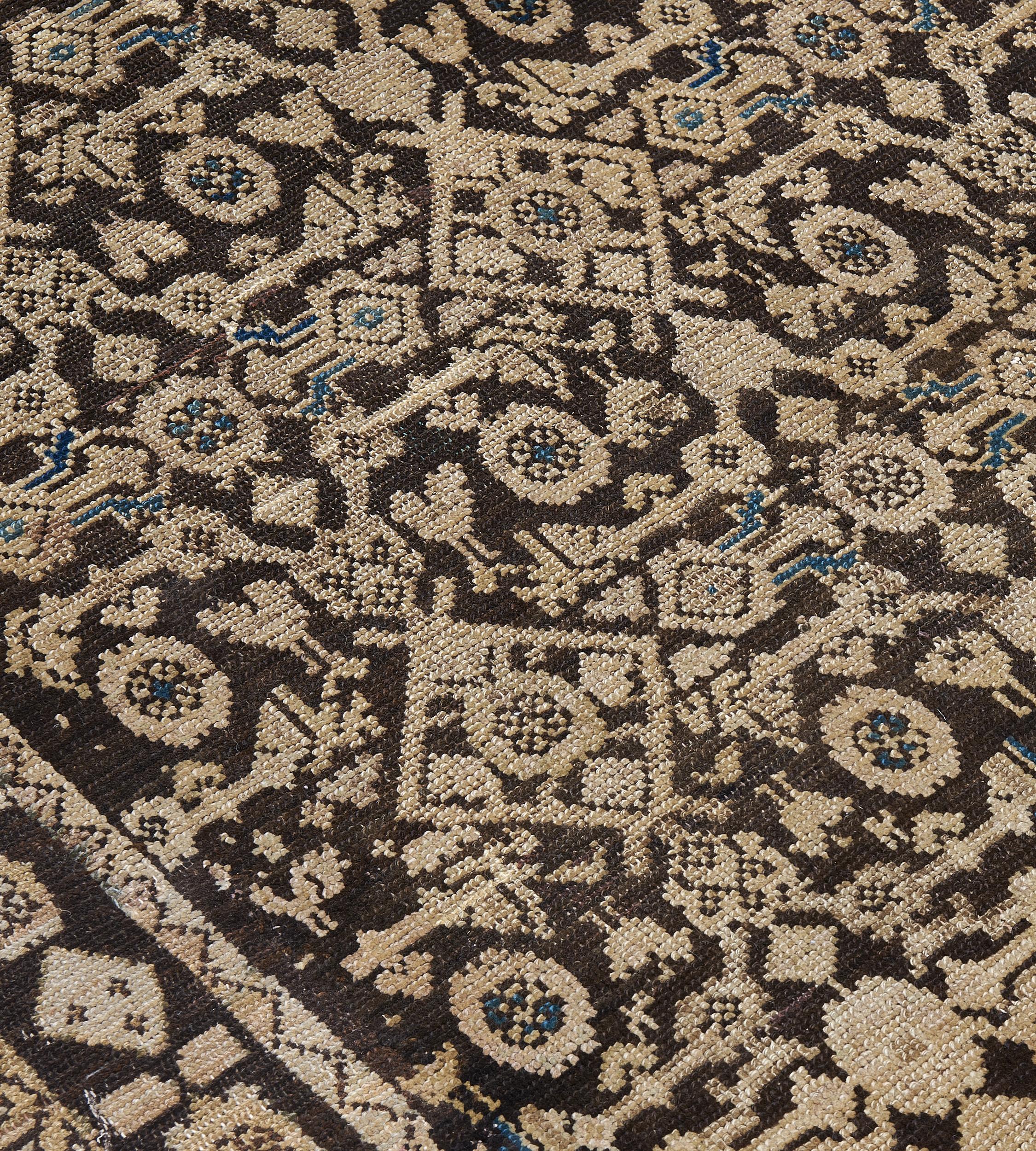 Traditional Wool Handwoven Persian Malayer Runner In Good Condition For Sale In West Hollywood, CA