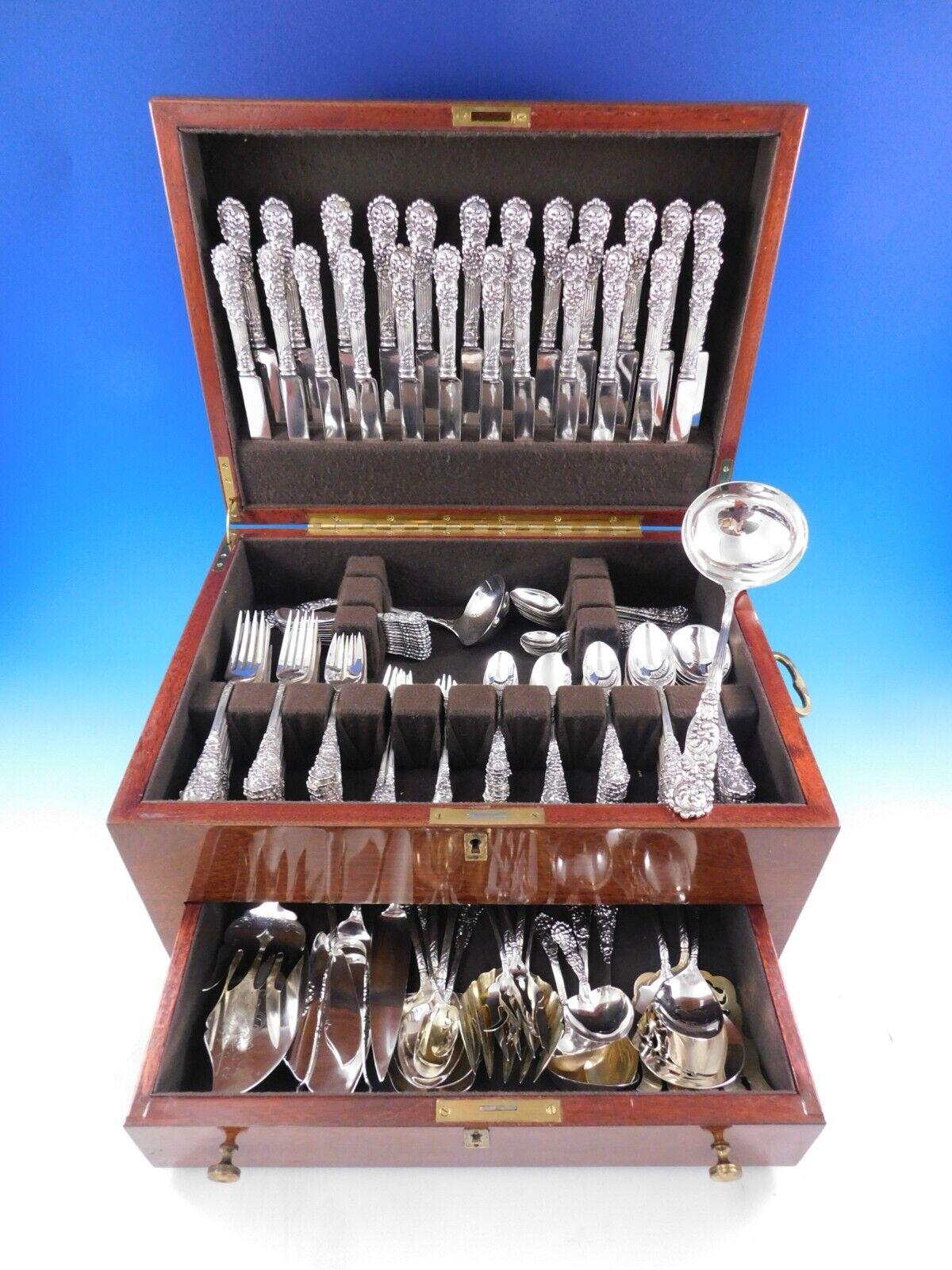 Monumental Trajan by Reed and Barton sterling silver flatware set with fabulous Rococo design - 186 pieces. This scarce pattern was introduced by Reed & Barton in the year 1892. This set includes:


12 Large Dinner Size Knives with blunt plated