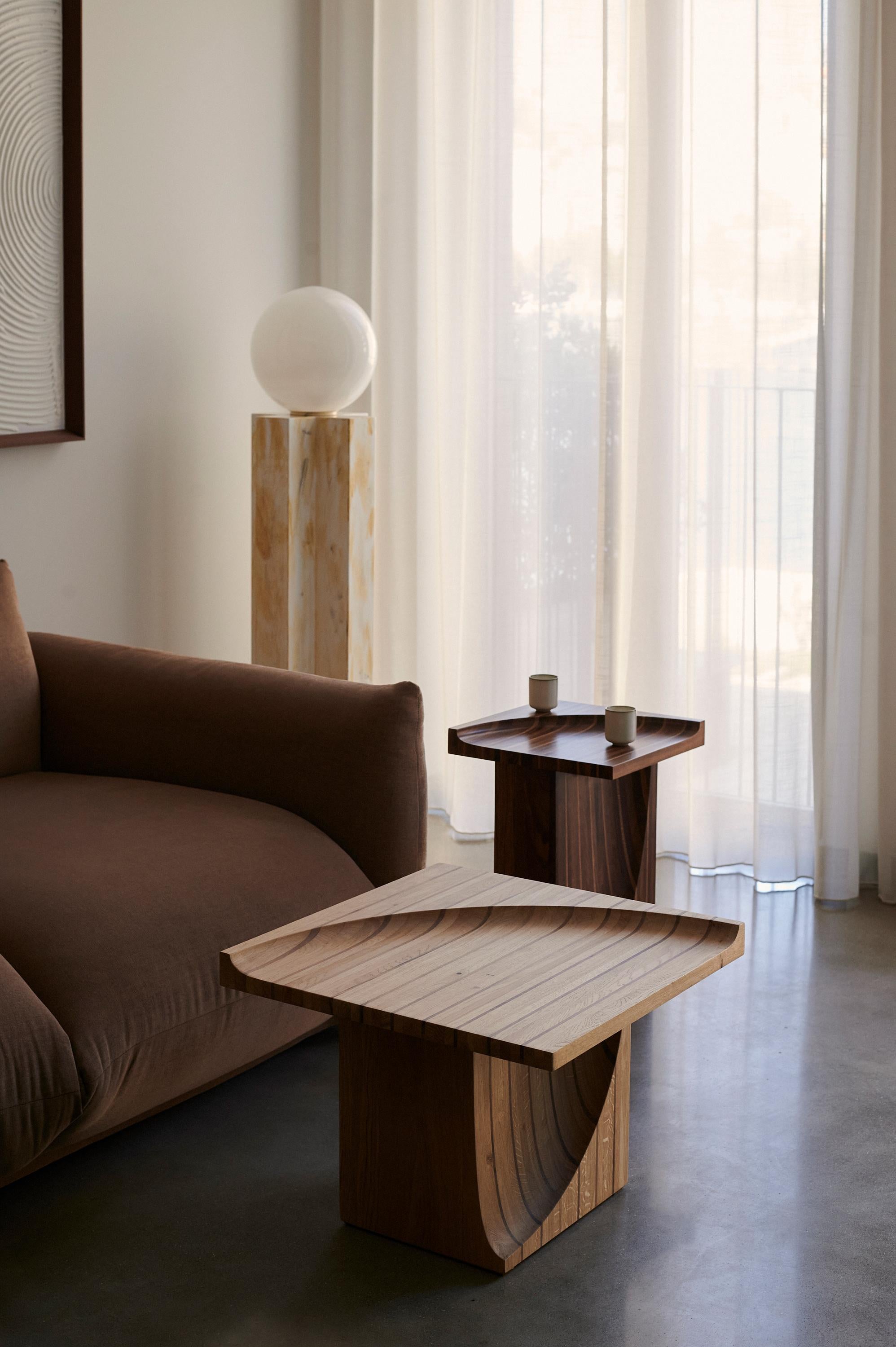 Mesa baja Trama by Rosana Sousa en Nuevo estado para la venta en Geneve, CH