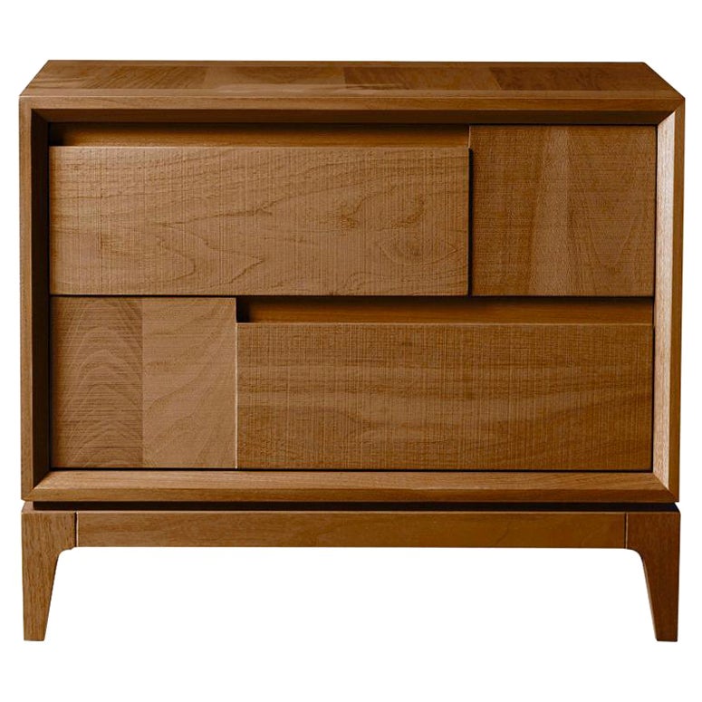 Table de chevet Trama e ordito en bois massif, finition naturelle en noyer, contemporaine