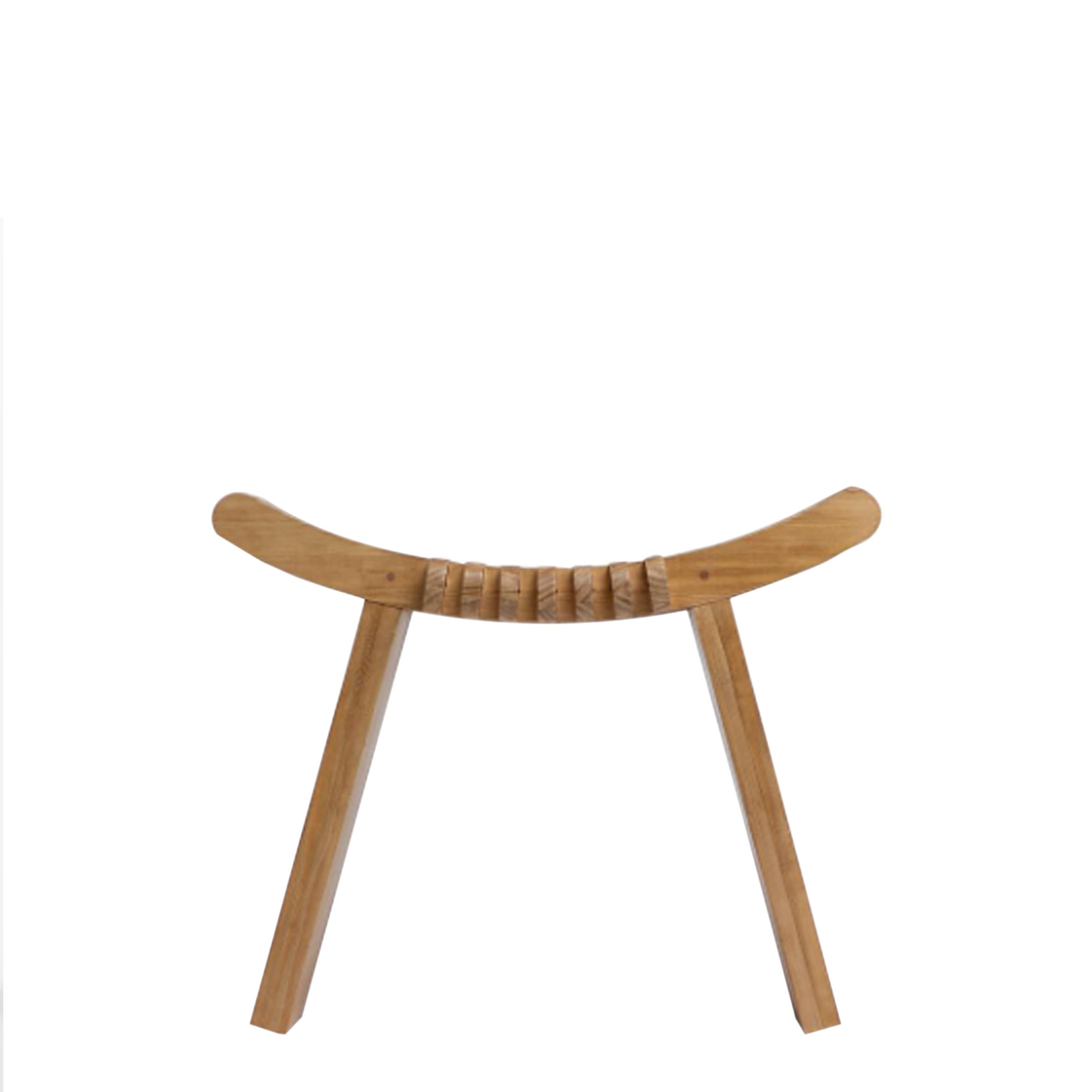 Stool designed by Natalia Loyevnicov and Alessia Biscaro and conceived by them as a “woven wooden object” is produced entirely in solid wood and natural oak. Using inserts and three types of pieces, it combines the precision of digital production