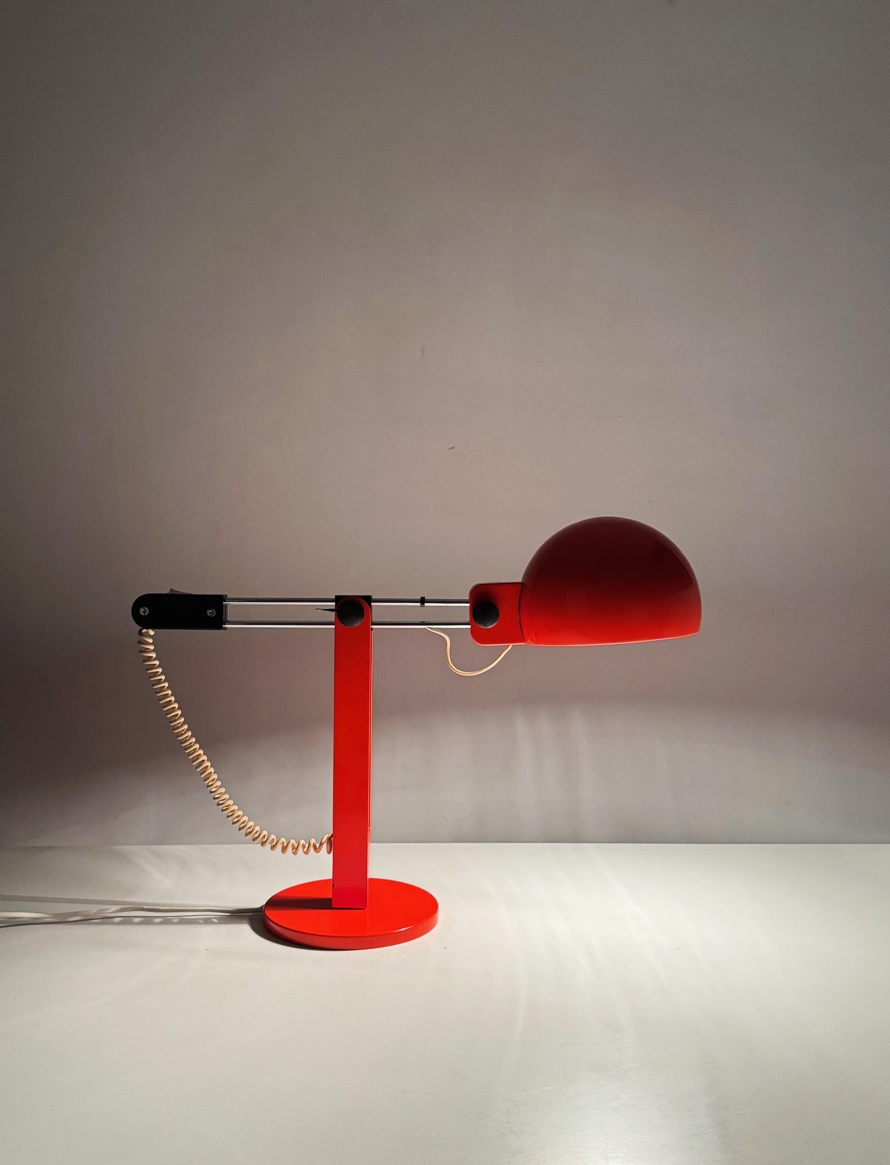 Tramo Large Swivel orange table lamp by Miguel Milá 70s For Sale 5