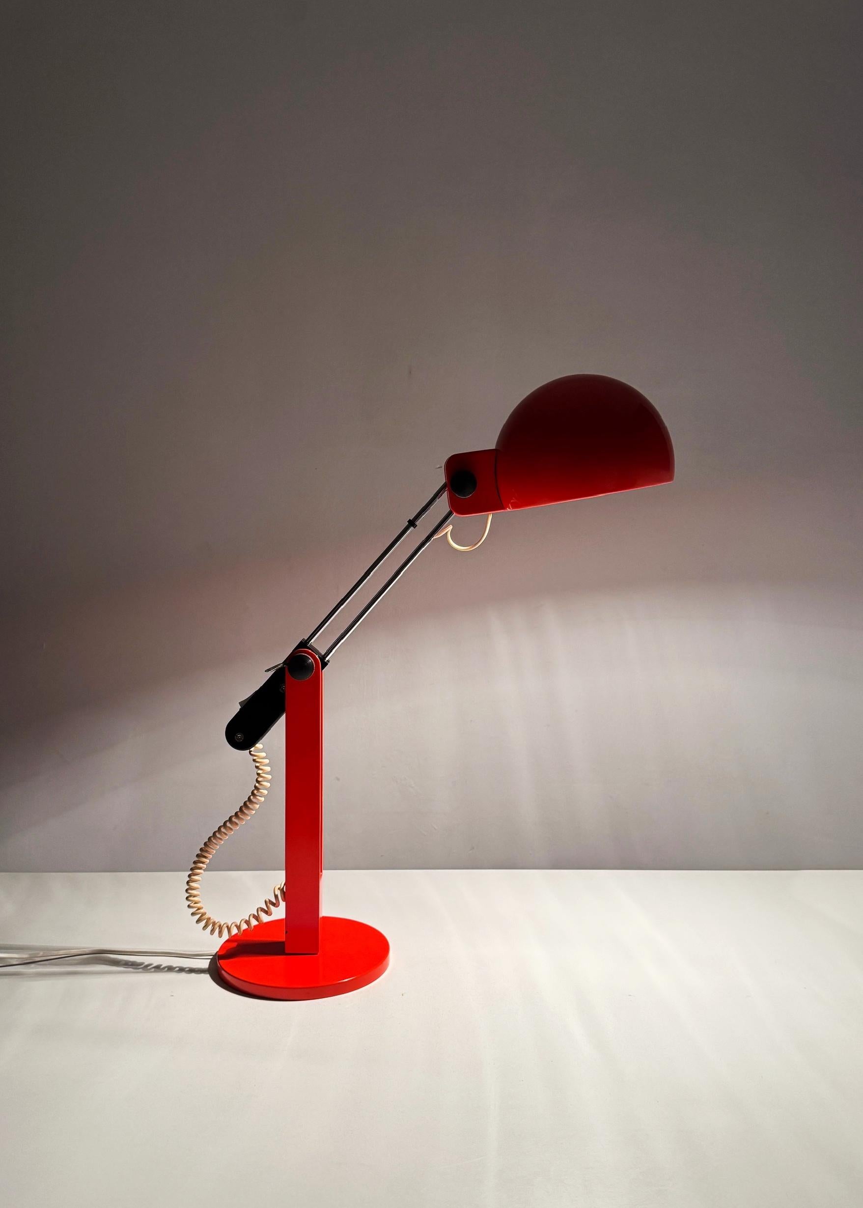 Tramo Large Swivel orange table lamp by Miguel Milá 70s For Sale 6