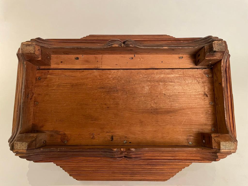 Tramp Art Box, Large Scale and Unusual Form. Circa 1900 For Sale 9