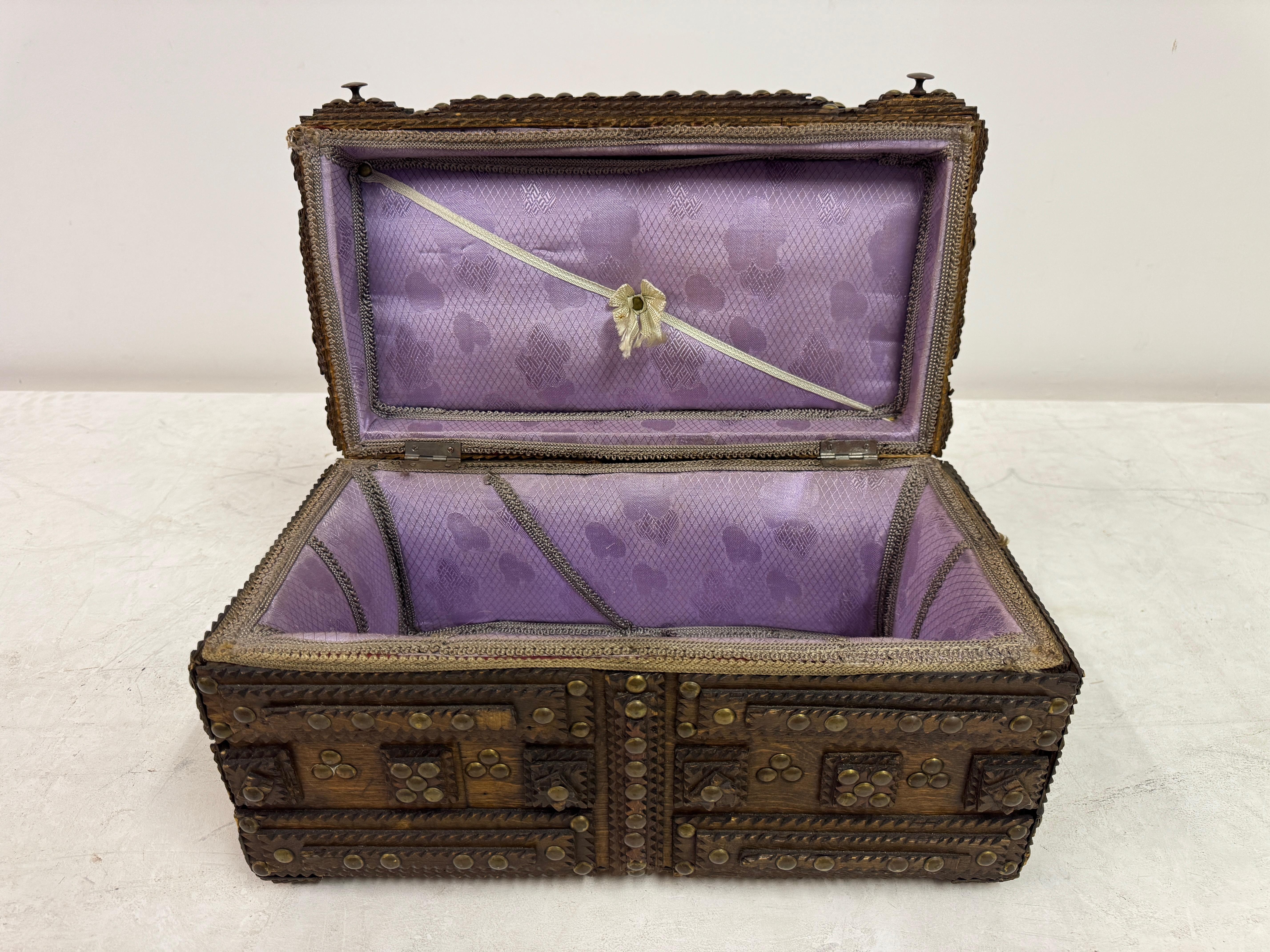 Tramp Art Box or Chest, Early 20th Century For Sale 2