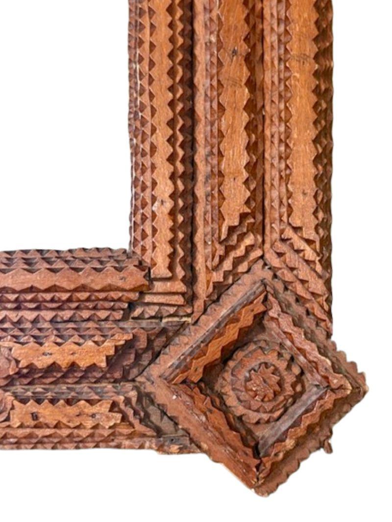 Fait main Tramp Art Chip Carved Mirror Frame, Dated 1910 en vente