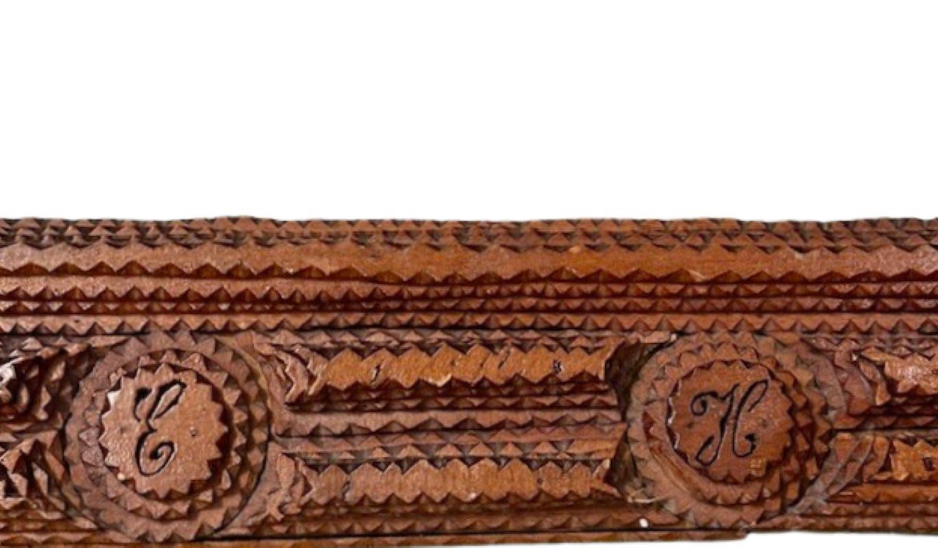 Tramp Art Chip Carved Mirror Frame, Dated 1910 Bon état - En vente à Nantucket, MA