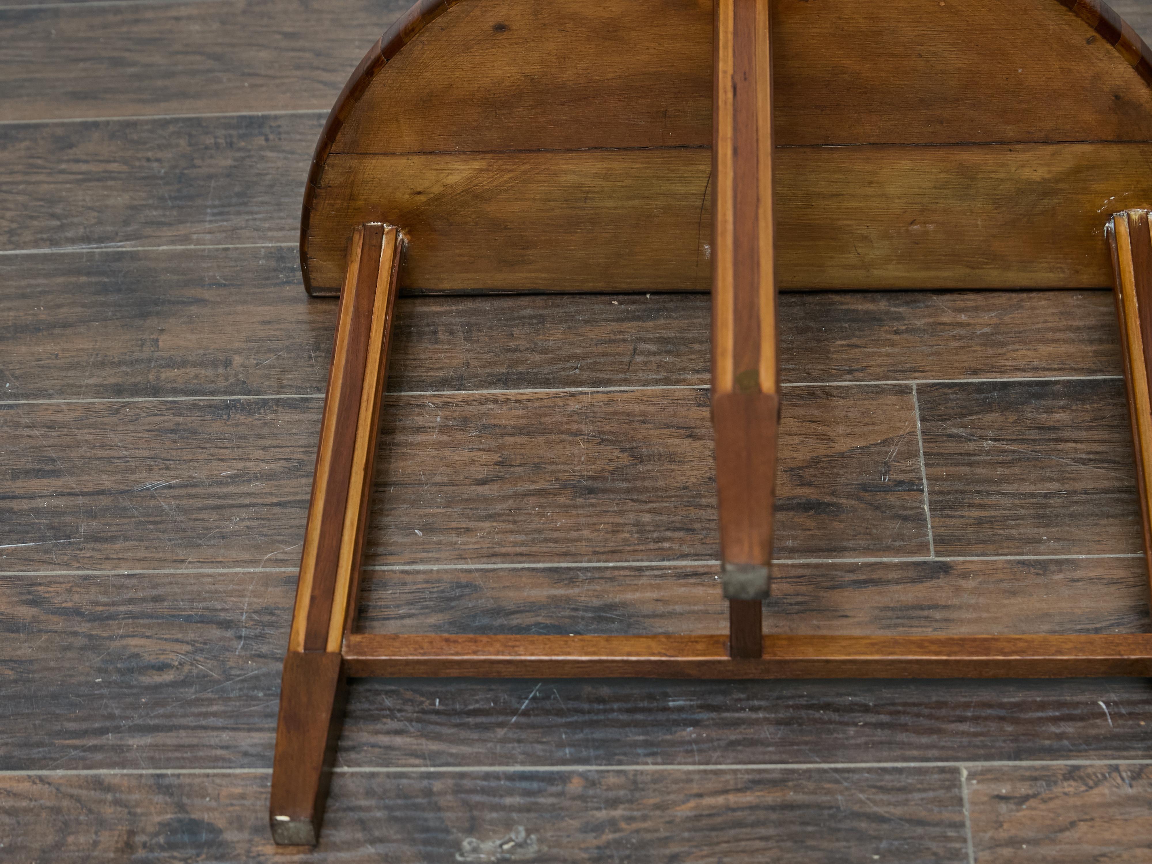 Table console Demi-Lune de Tramp Art avec marqueterie géométrique, vers 1900 en vente 3