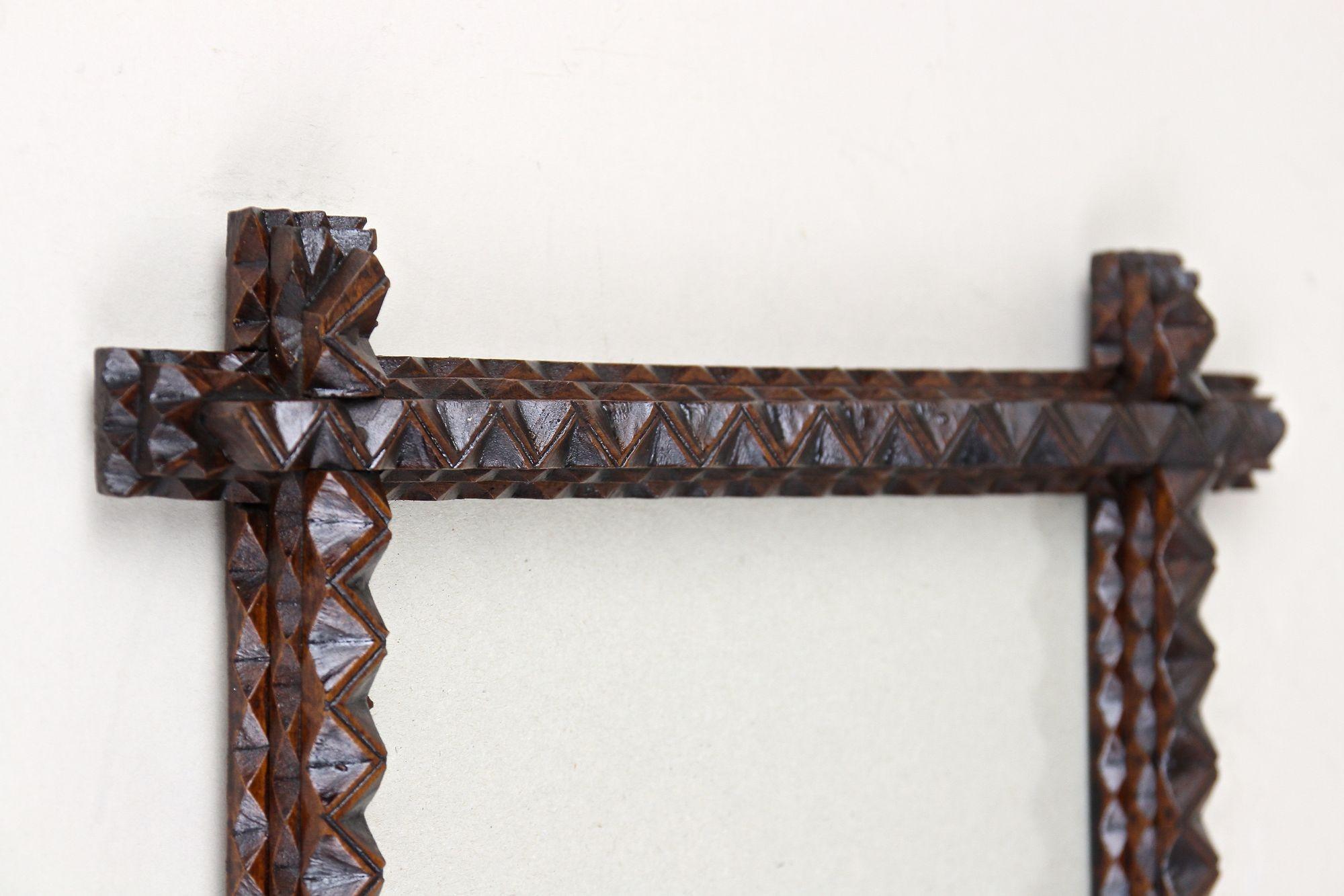 Tramp Art Rustic Photo/ Picture Frame Hand Carved, Austria circa 1880 For Sale 1