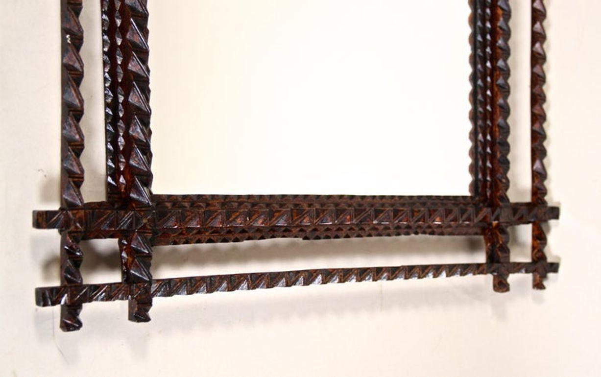 Specchio da parete rustico Tramp Art Fine XIX secolo, Austria, circa 1880 in vendita 2