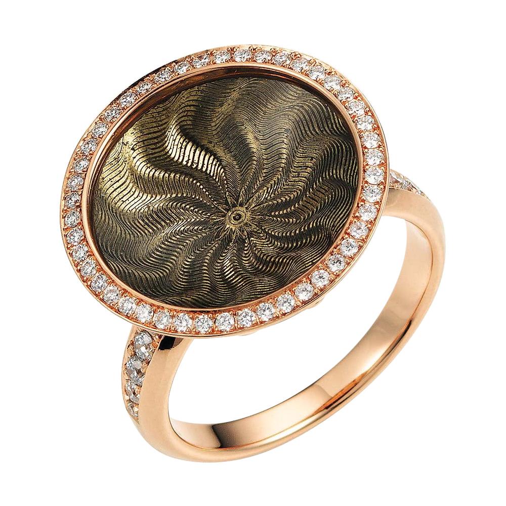 Round Light Green Enamel Ring in Rose Gold Gold with 57 Diamonds
