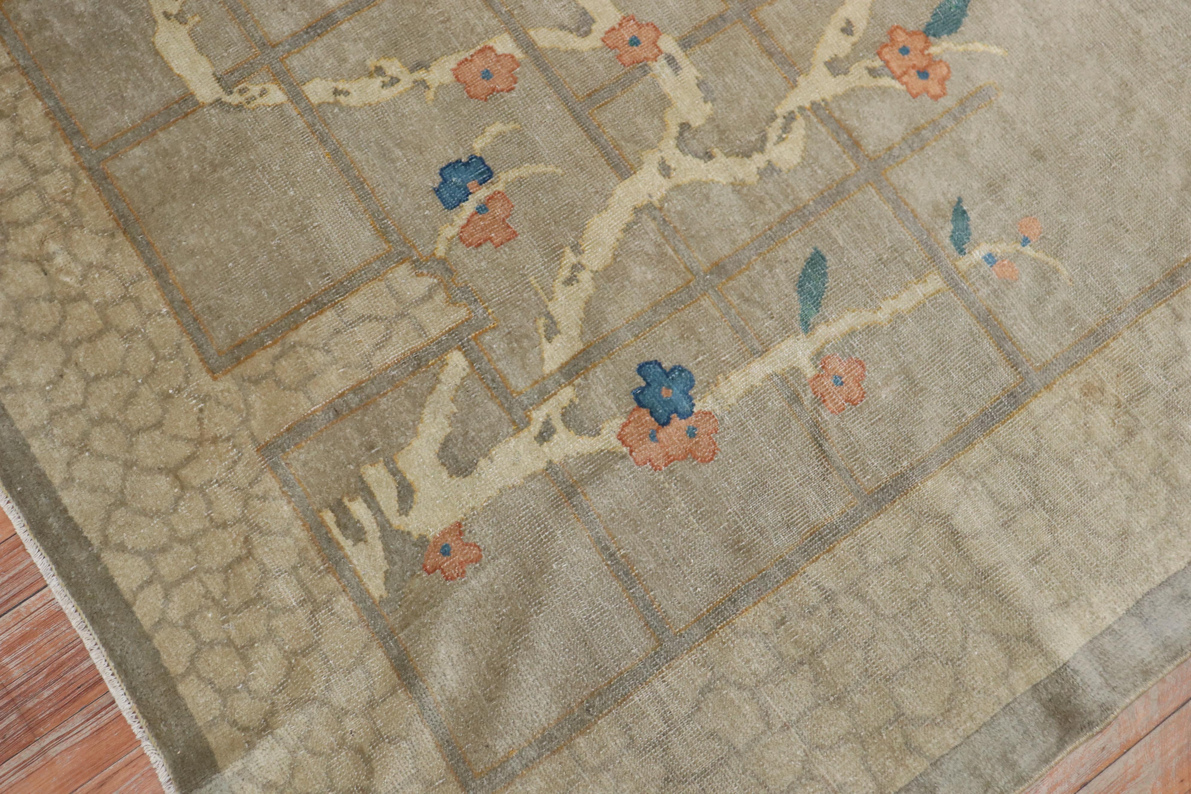 Tranquil Gray Chinese Floral Rug For Sale 3