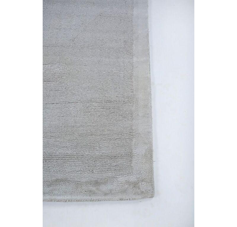 Modern Tranquil Mist London Fog & BlueBell 300x420 cm Handloom Rug For Sale