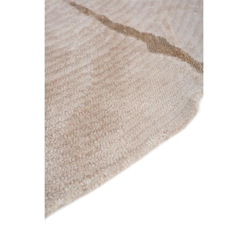 Modern Tranquil Sandscape Marble & White Sand 150x240 cm Handknotted Rug For Sale