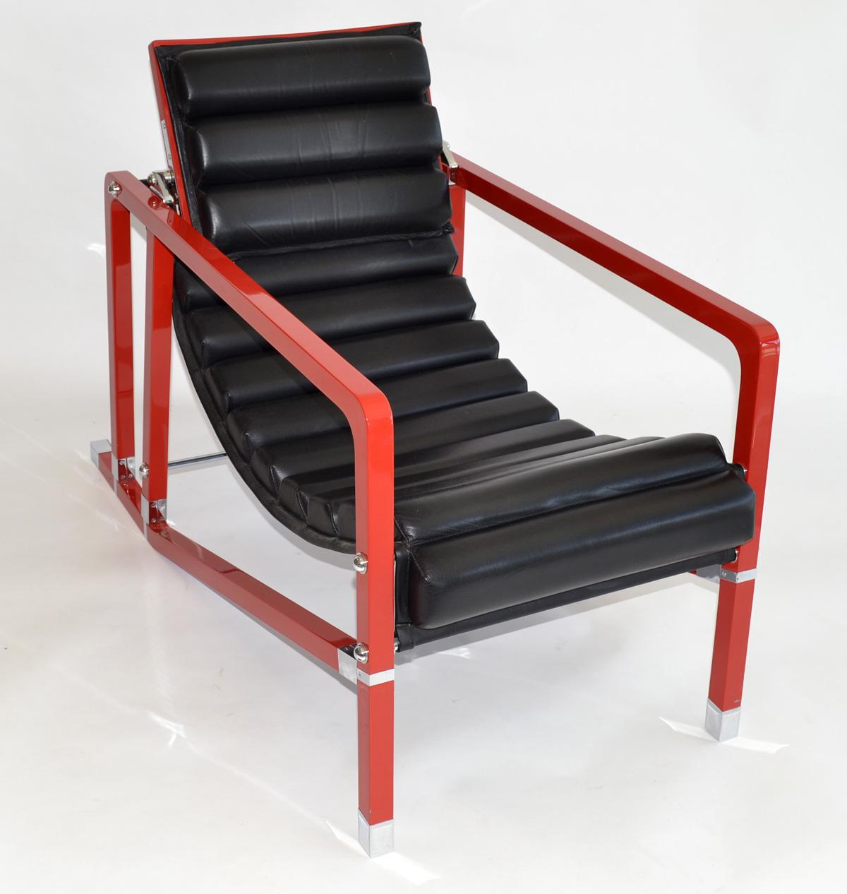 Art déco Fauteuil Transat d'Eileen Gray en laque rouge et cuir, vers 1990