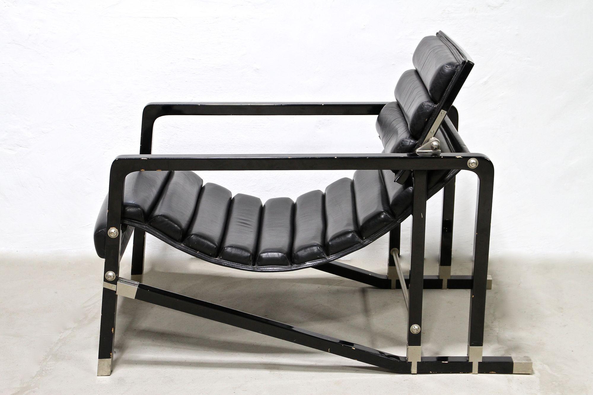 Transat Chair With Black Leather, Design Eileen Gray 1927, France ca. 1975 For Sale 5